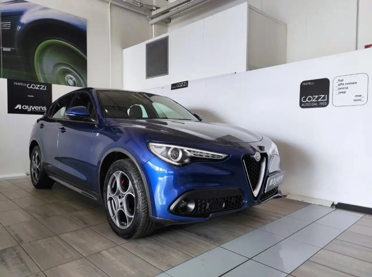 Alfa Romeo Stelvio - Stelvio 2.2 Turbodiesel 210 CV AT8 Q4 Ti — photo 1 of 15