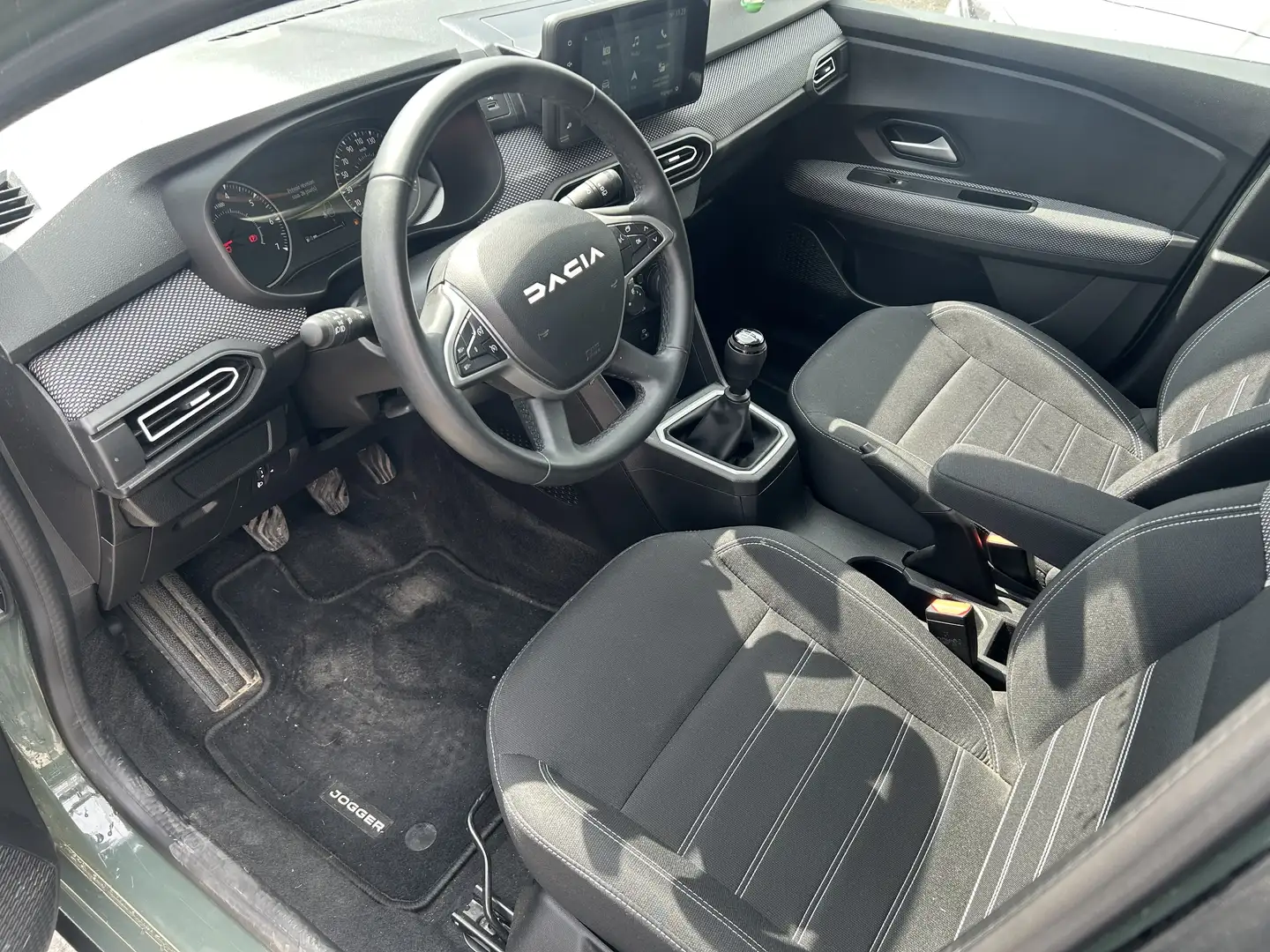 Dacia Jogger 1.0 TCe 110CV Extreme 5pl - GPS - Garantie 1 an Vert - 2