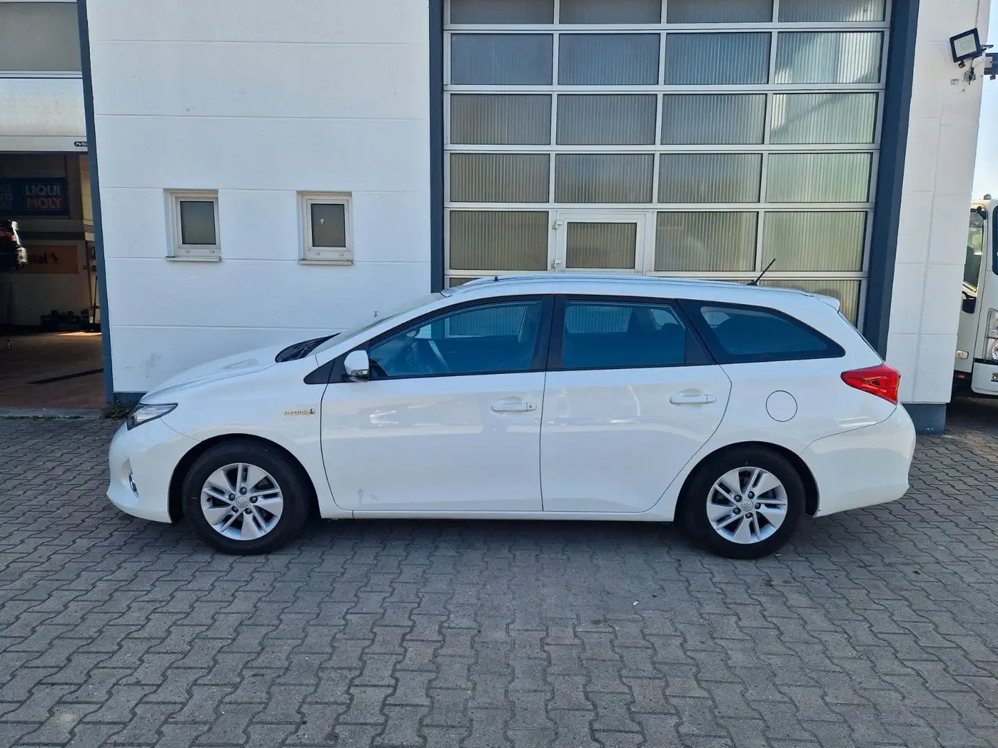 Toyota Auris Life/Navi/Kamera/Bluetooth Weiß - 2