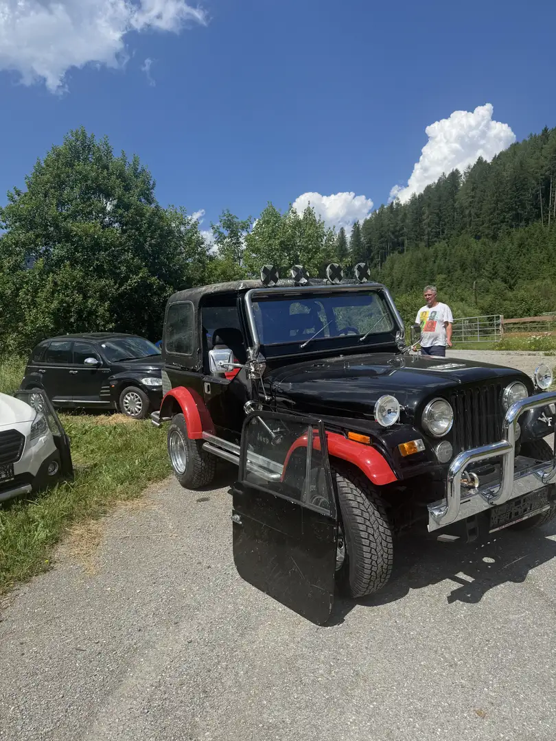 Jeep CJ-7 crvena - 2