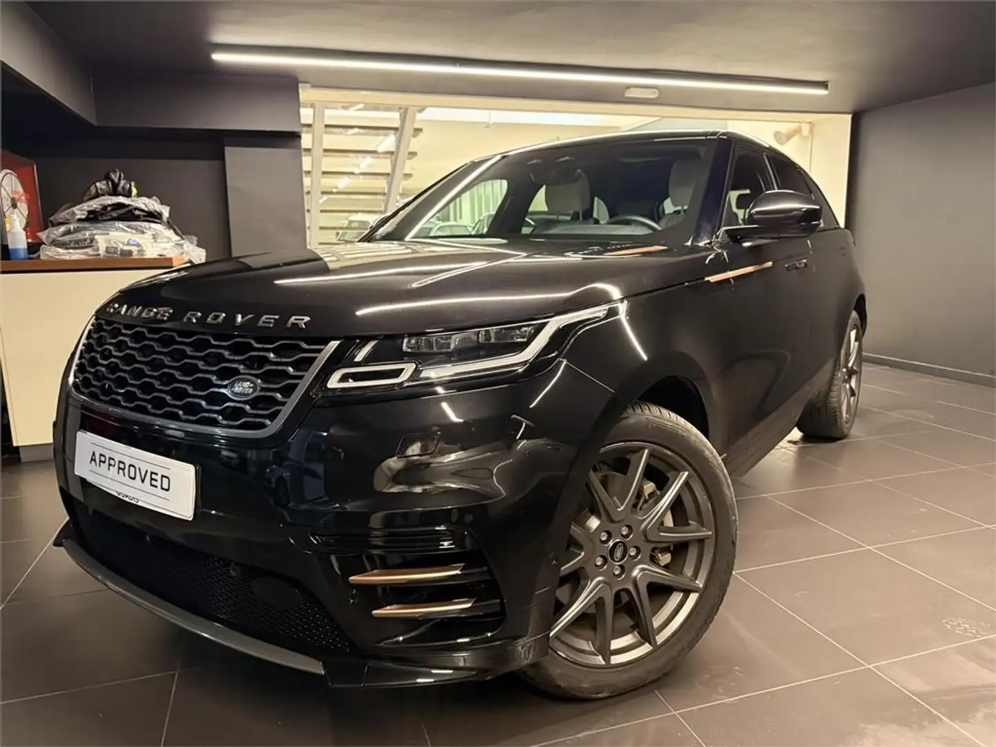 Land Rover Range Rover Velar 3.0 I6 MHEV R-Dynamic SE 4WD Aut. 400 Negro - 1