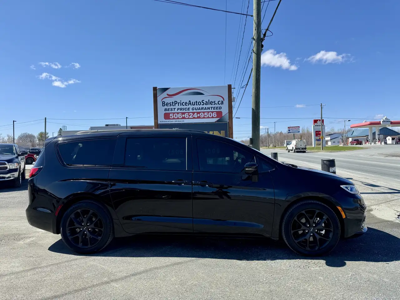 Chrysler Pacifica снимка Chrysler Pacifica