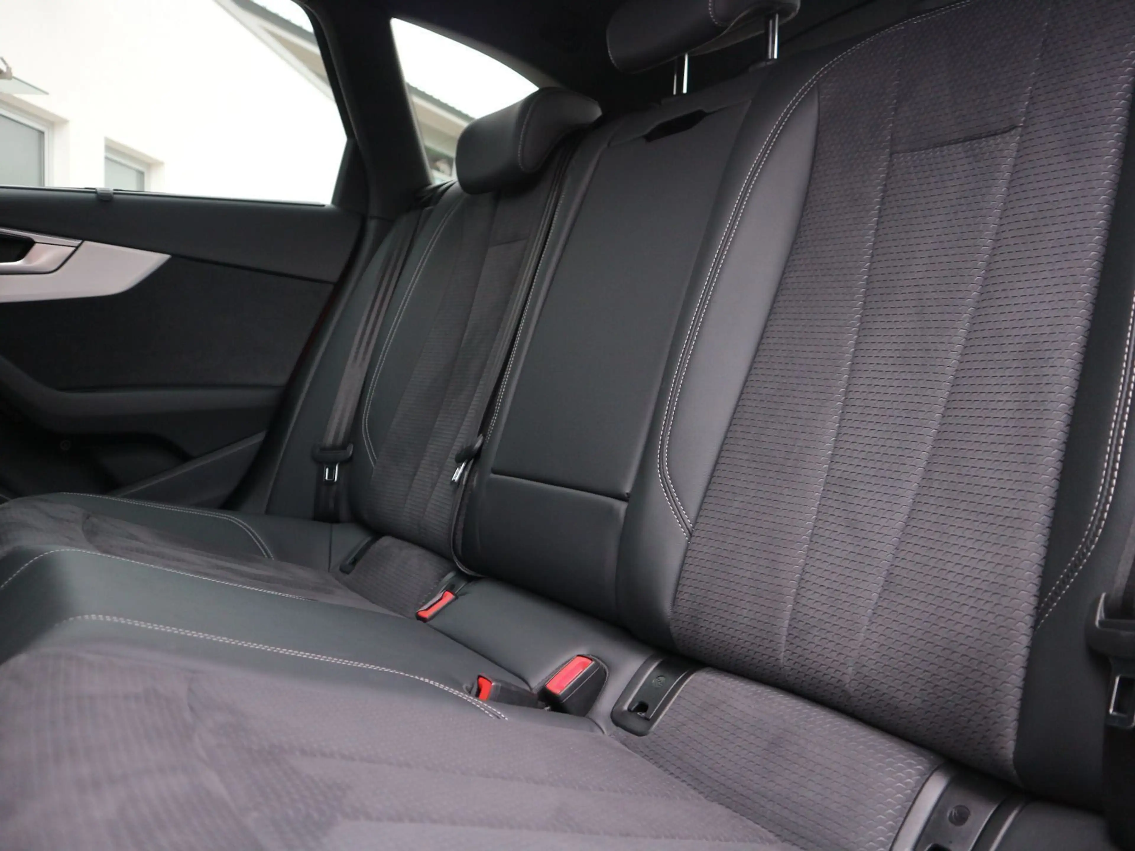 Audi S4 quattro MATRIX*RFK*HUD*NAVI — photo 14