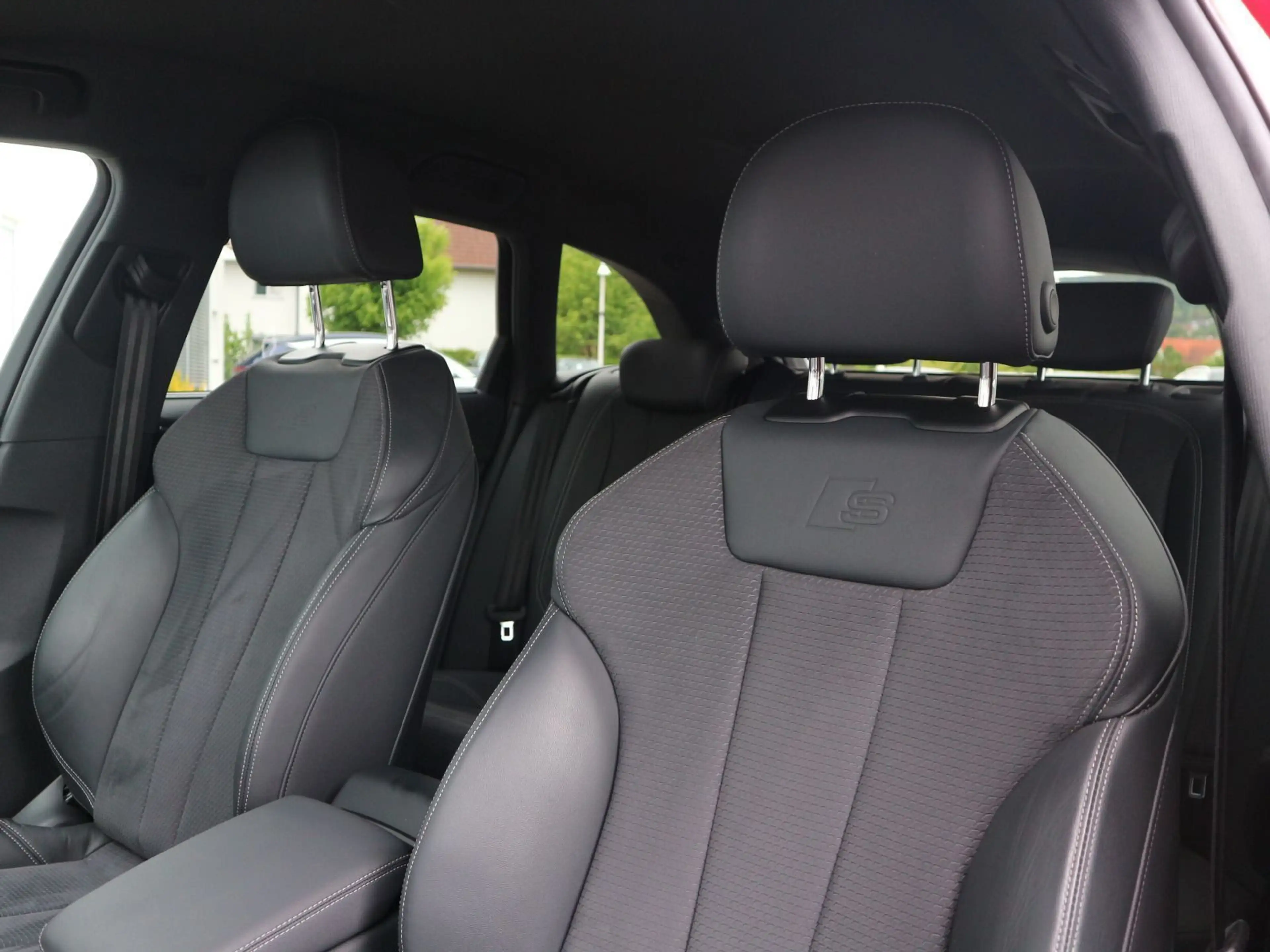 Audi S4 quattro MATRIX*RFK*HUD*NAVI — photo 12