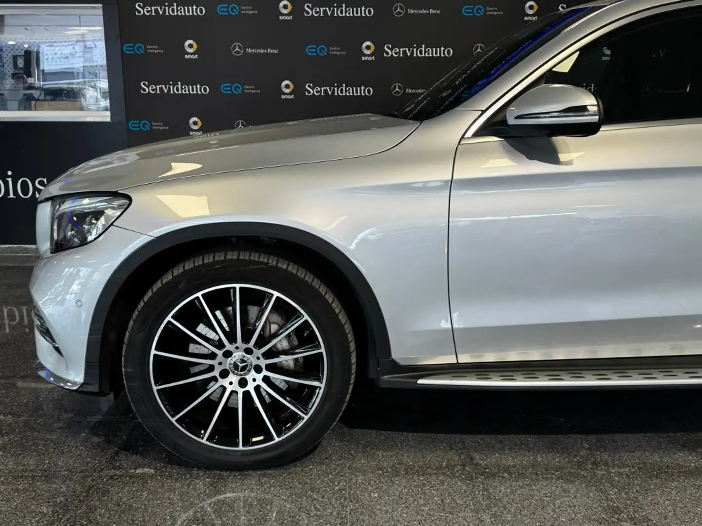 Mercedes-Benz GLC 250 250d 4Matic Aut. Gris - 2