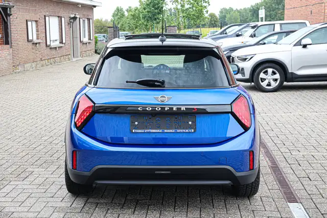 Mini Cooper Cooper view 6