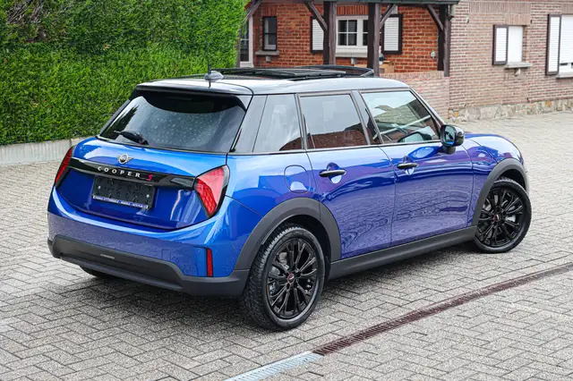 Mini Cooper Cooper view 5