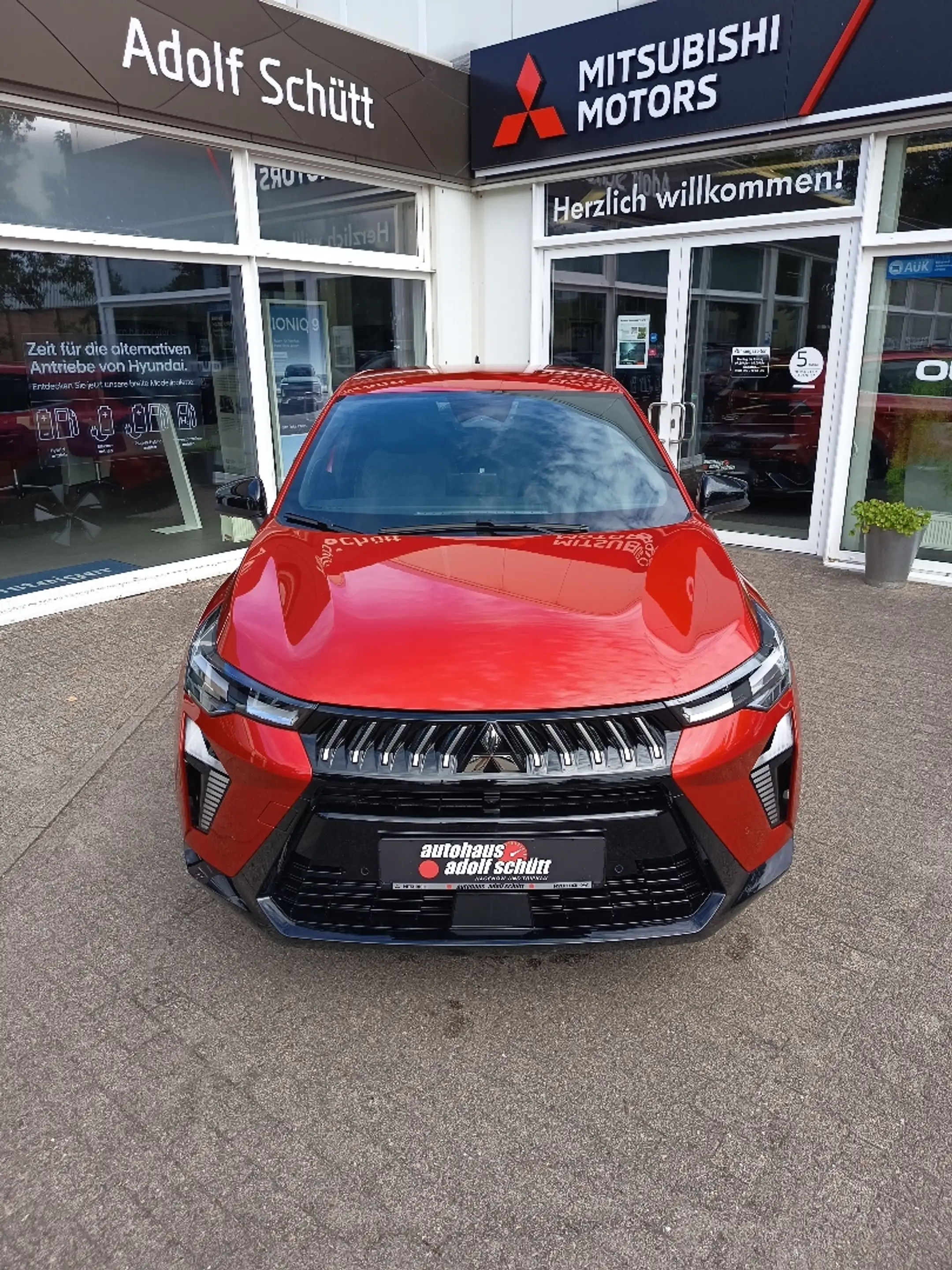 Mitsubishi Grandis Intro Edition 1.3 T-Benziner 7-DCT — photo 3