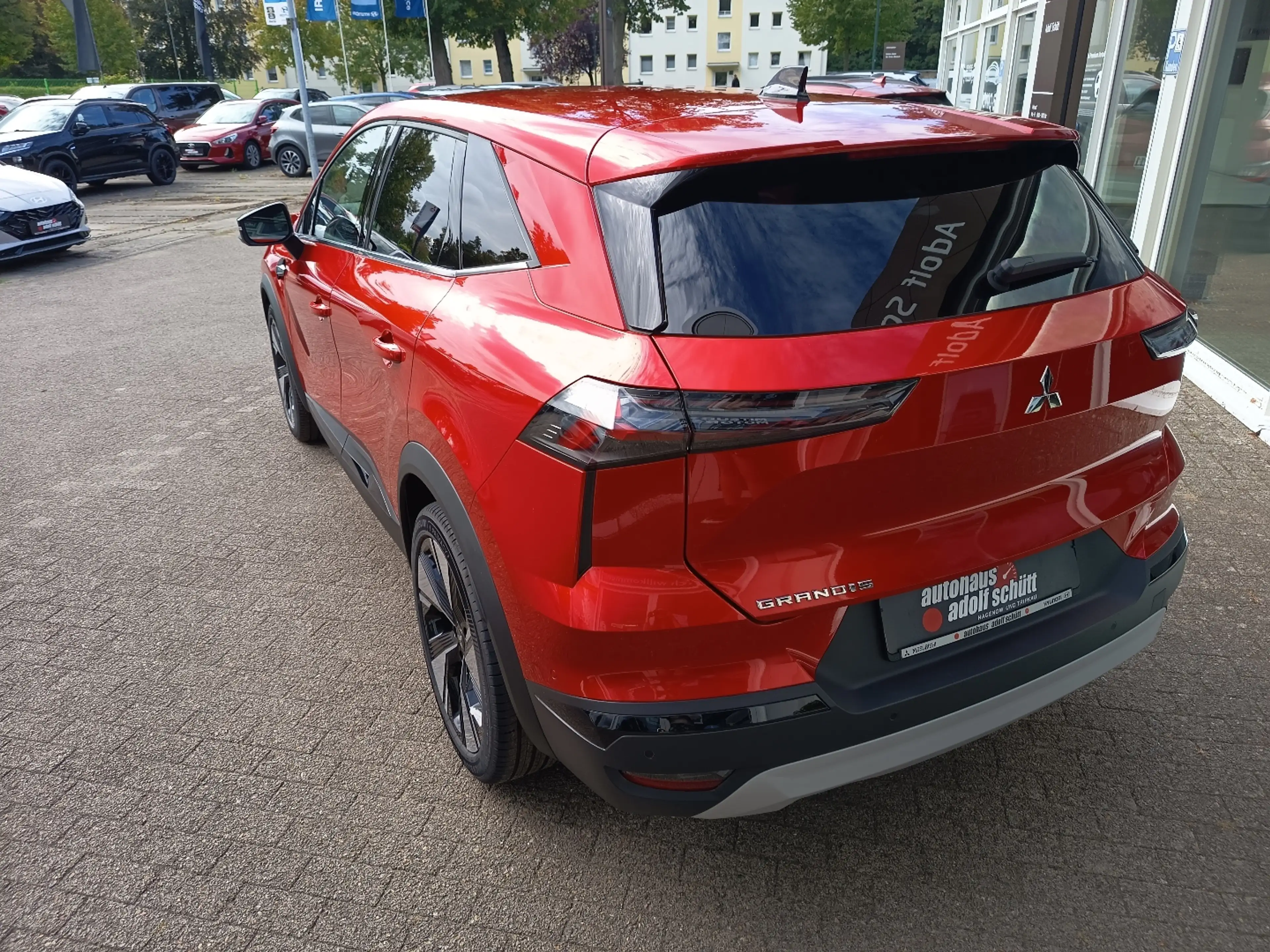 Mitsubishi Grandis Intro Edition 1.3 T-Benziner 7-DCT — photo 7
