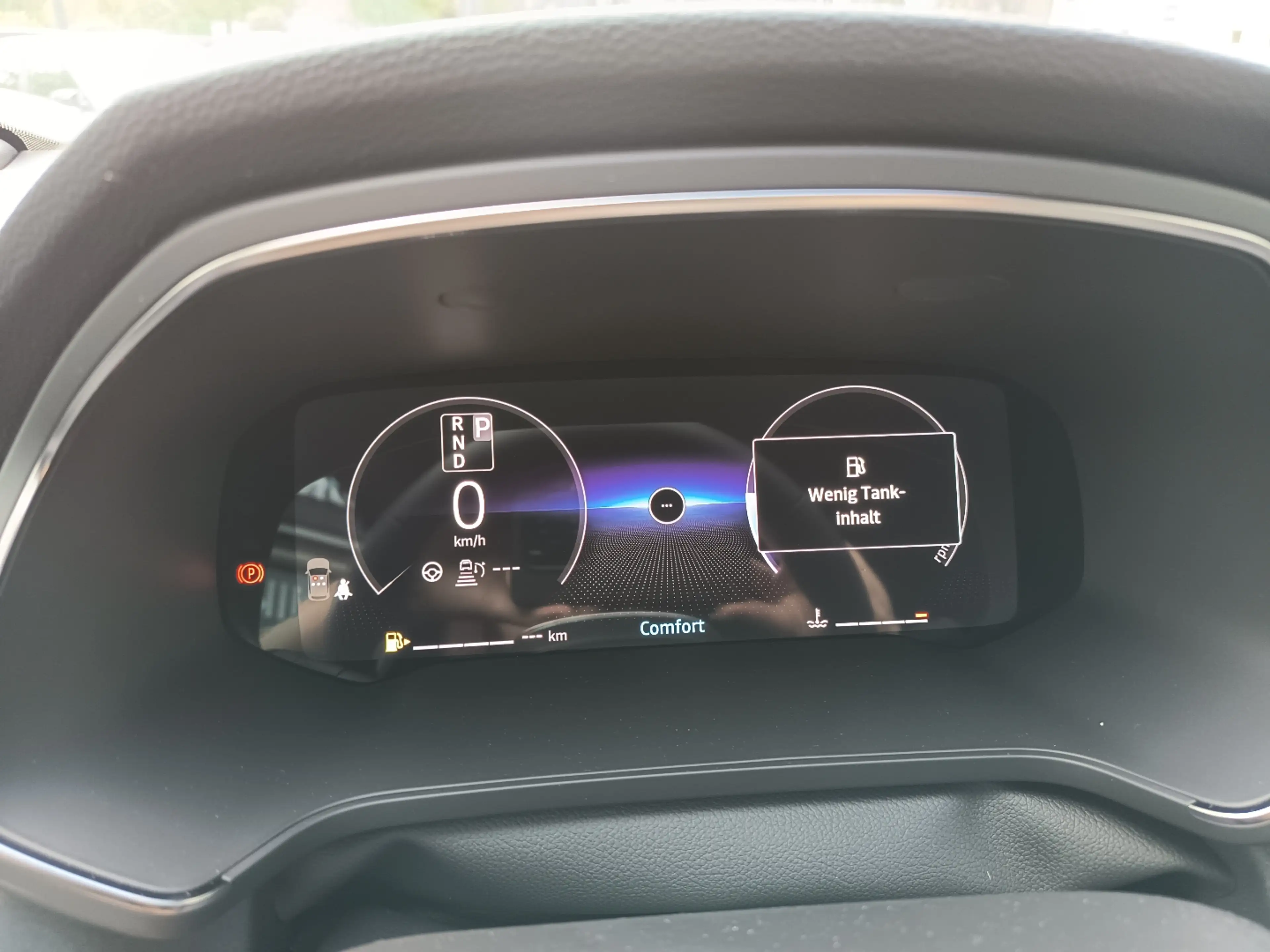Mitsubishi Grandis Intro Edition 1.3 T-Benziner 7-DCT — photo 13