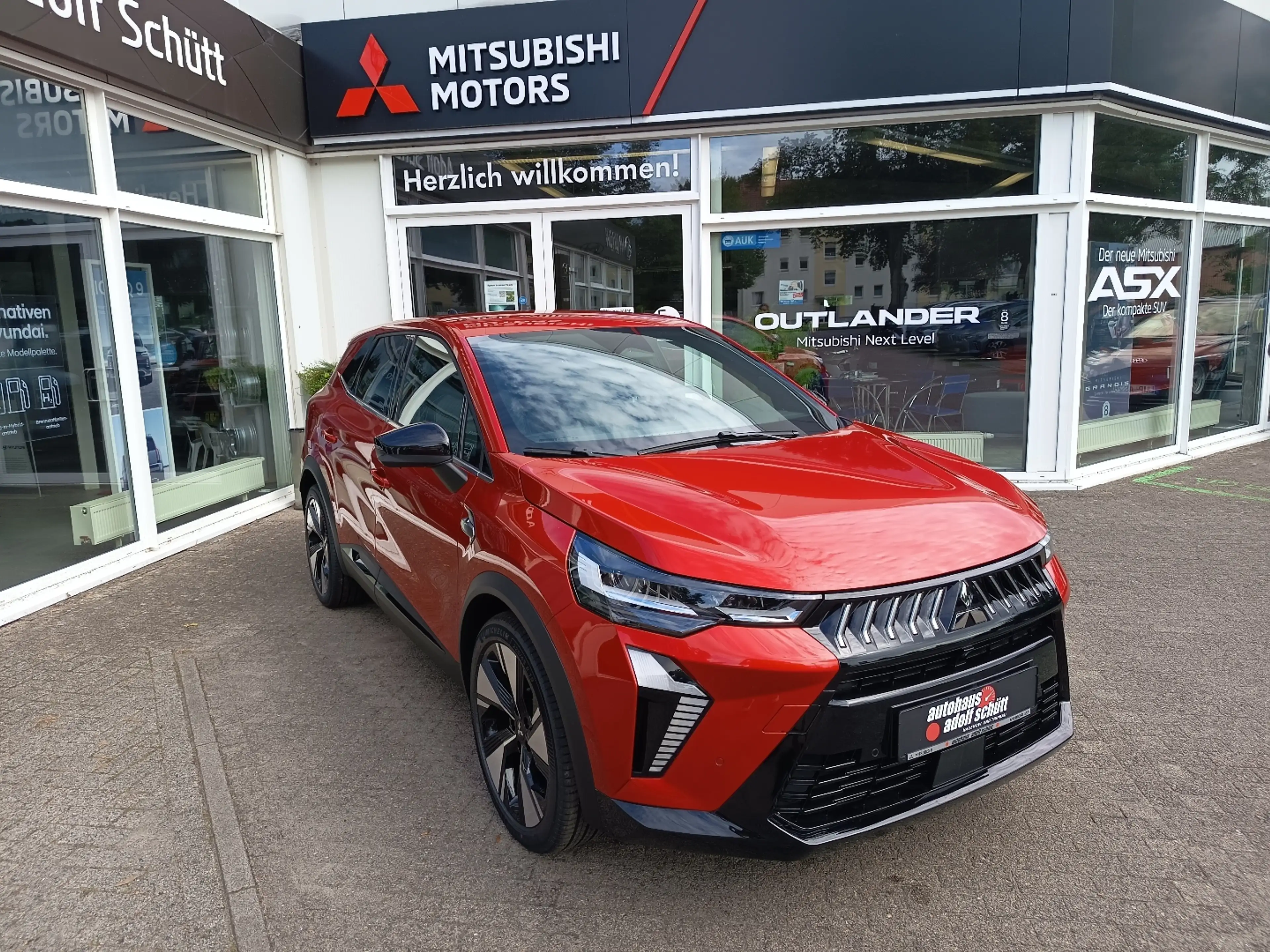 Mitsubishi Grandis Intro Edition 1.3 T-Benziner 7-DCT — photo 4
