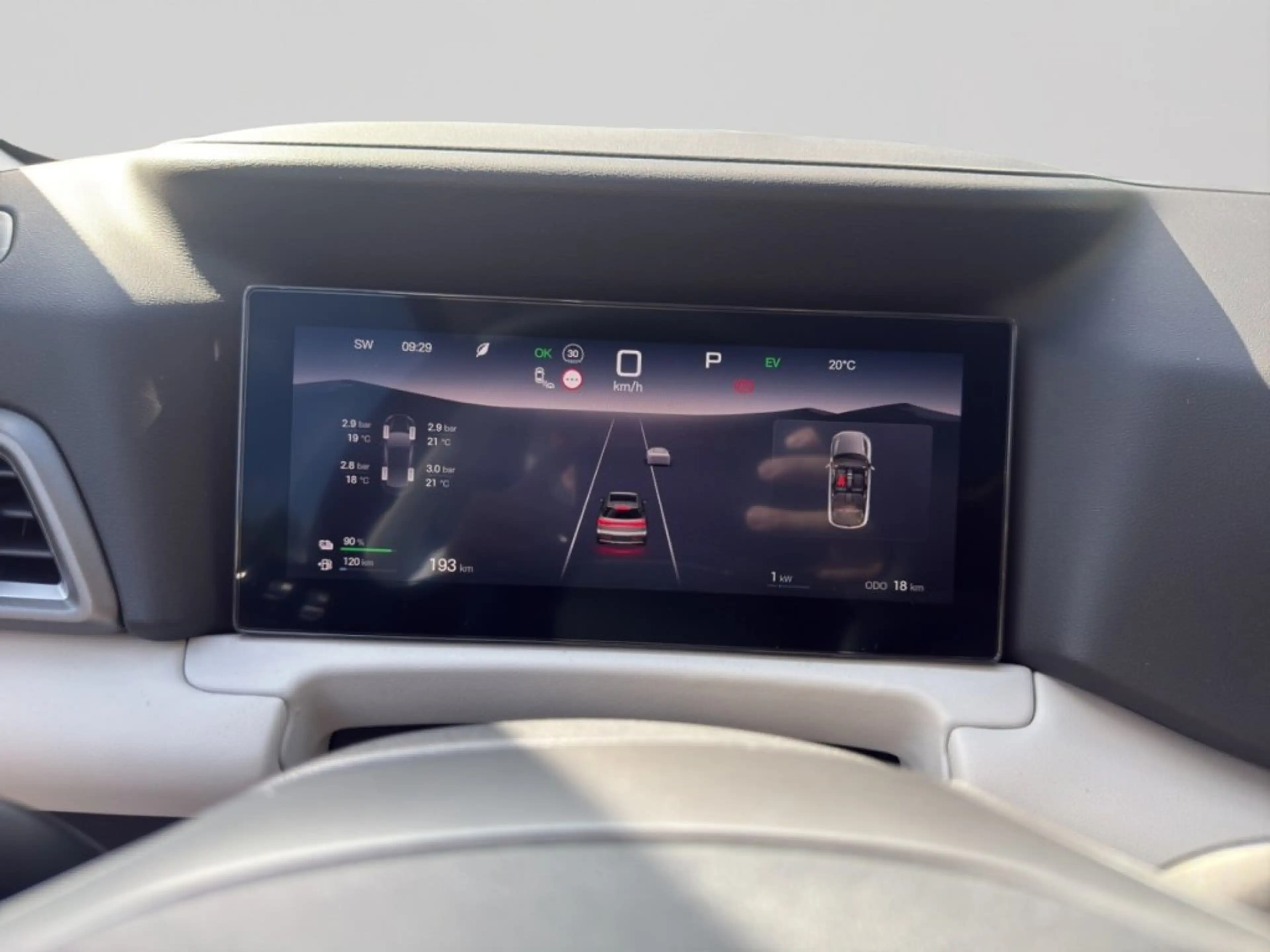 BYD Atto 2 DM-i Boost — photo 13