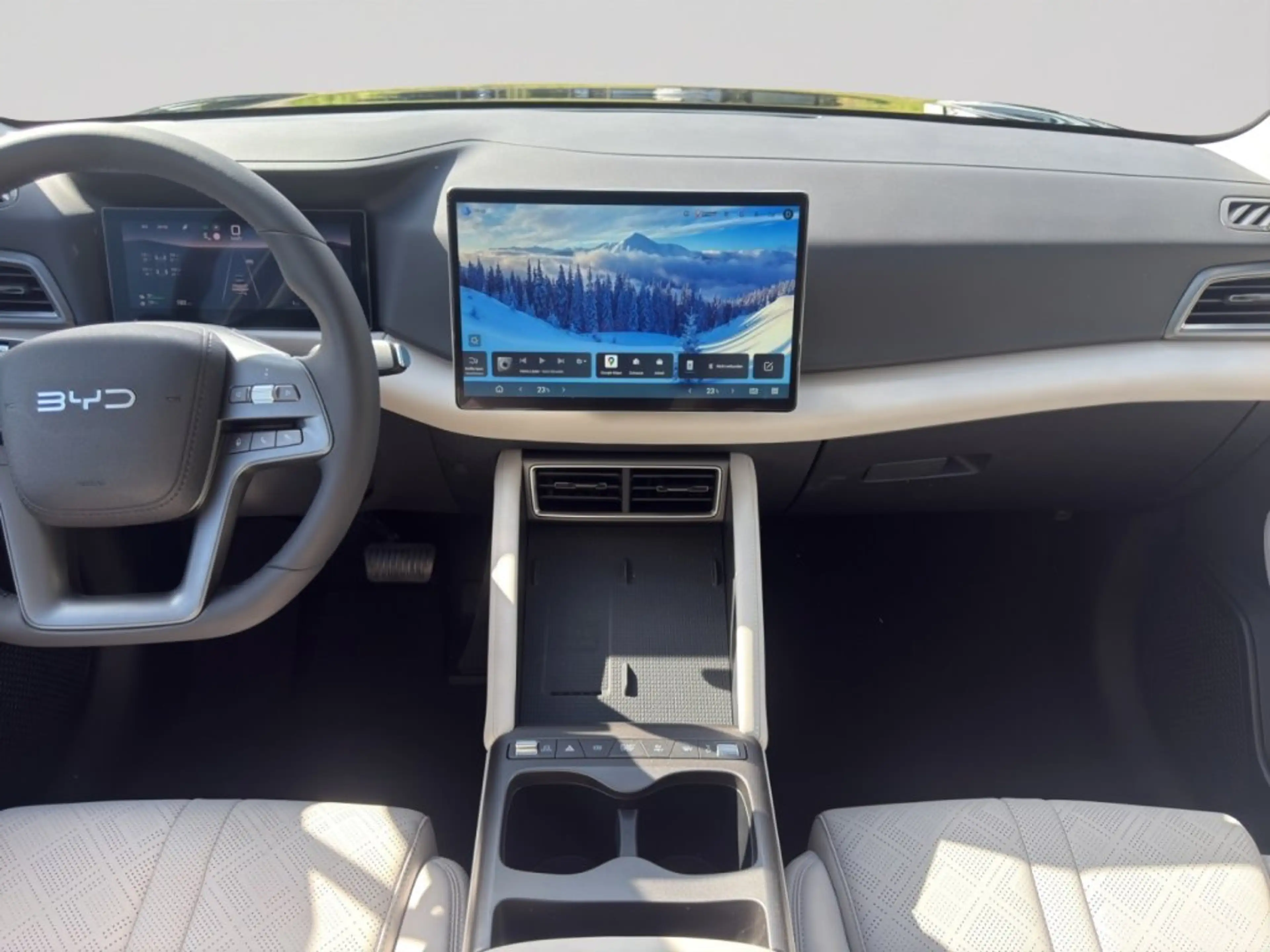 BYD Atto 2 DM-i Boost — photo 10