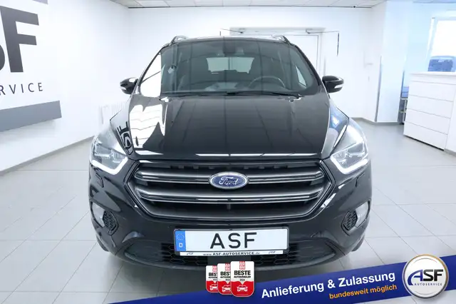 Ford Kuga view 3