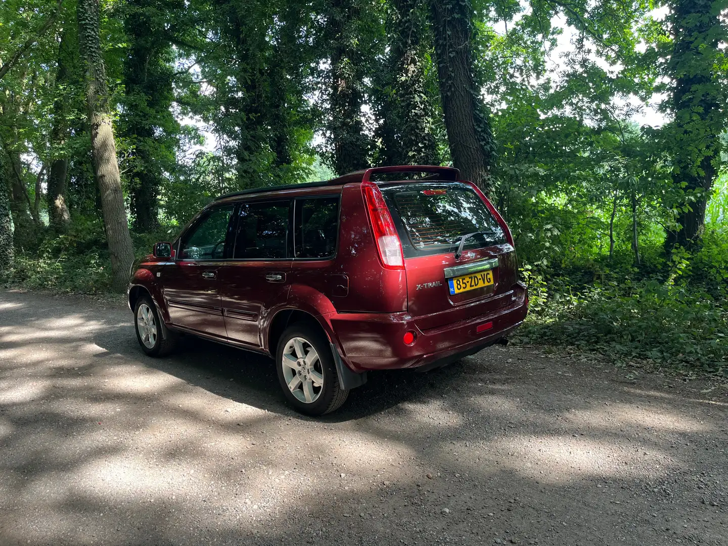 Nissan X-Trail X-Trail 2.5 Columbia Style type T30 Rood - 2