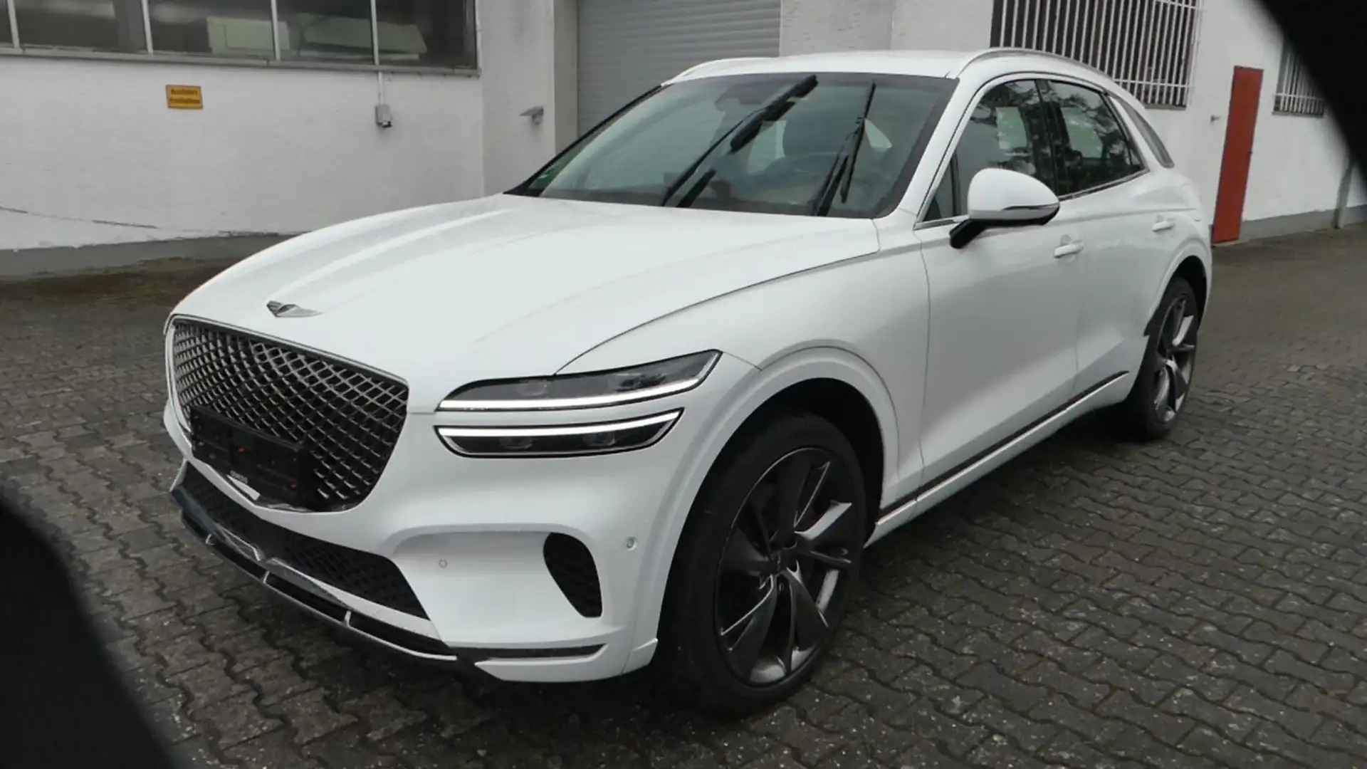 Genesis GV70 2.2D AWD Luxury Weiß - 2