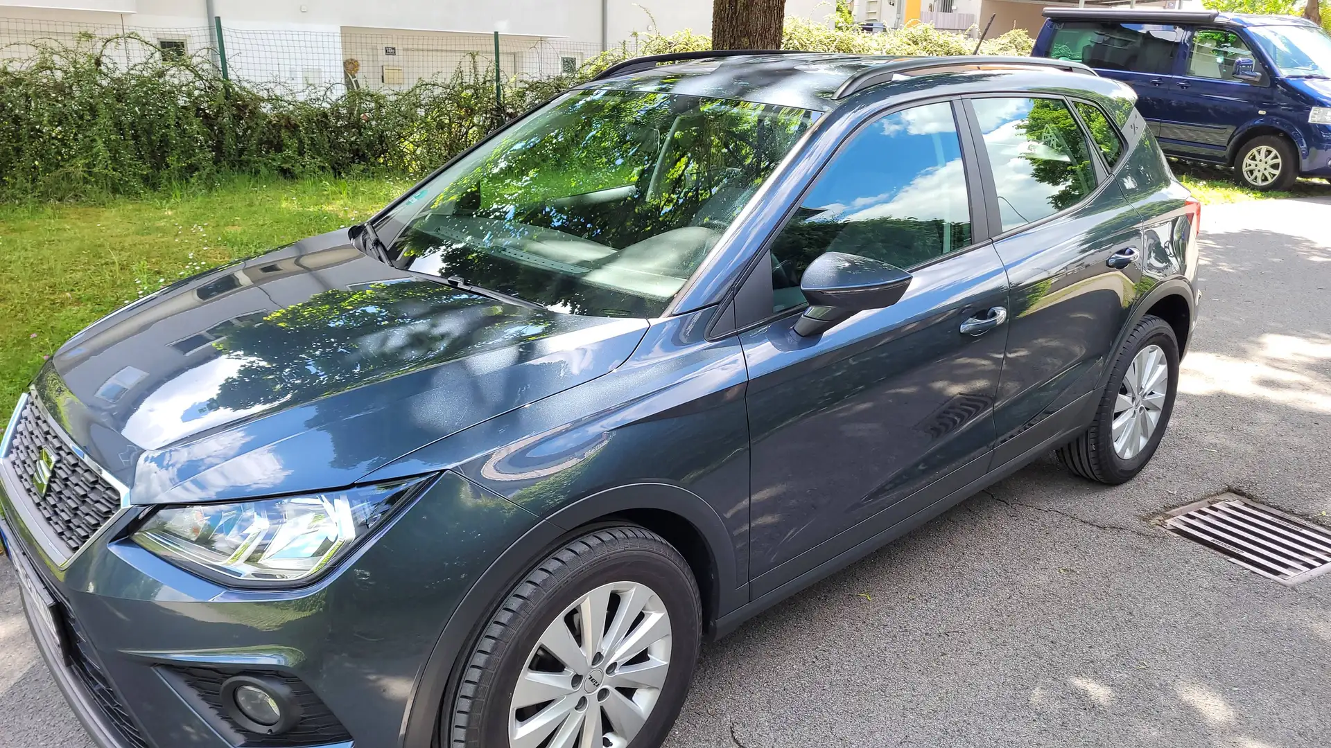 SEAT Arona Arona 1,6 TDI Style Style Grau - 1