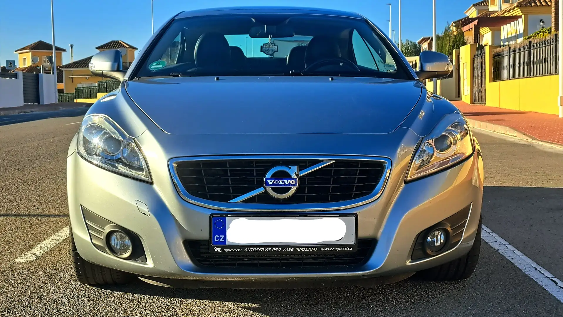 Volvo C70 C70 Cabrio 2.0 D3 Momentum Gris - 2