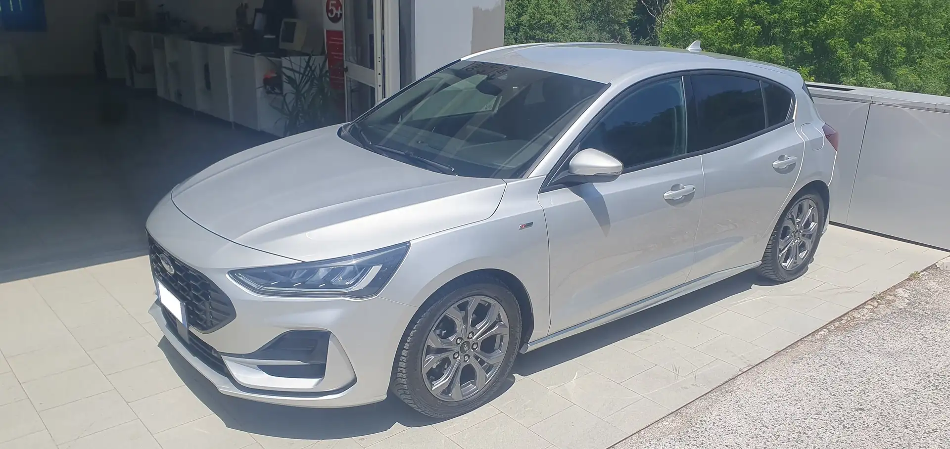 Ford Focus ST-Line 5p 1.5 EcoBlue 115cv Automatica 8M Argento - 2