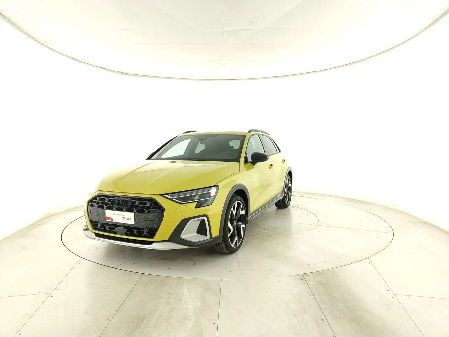 Audi A3 allstreet 35 TFSI S tronic Identity Contrast - RE Giallo - 1