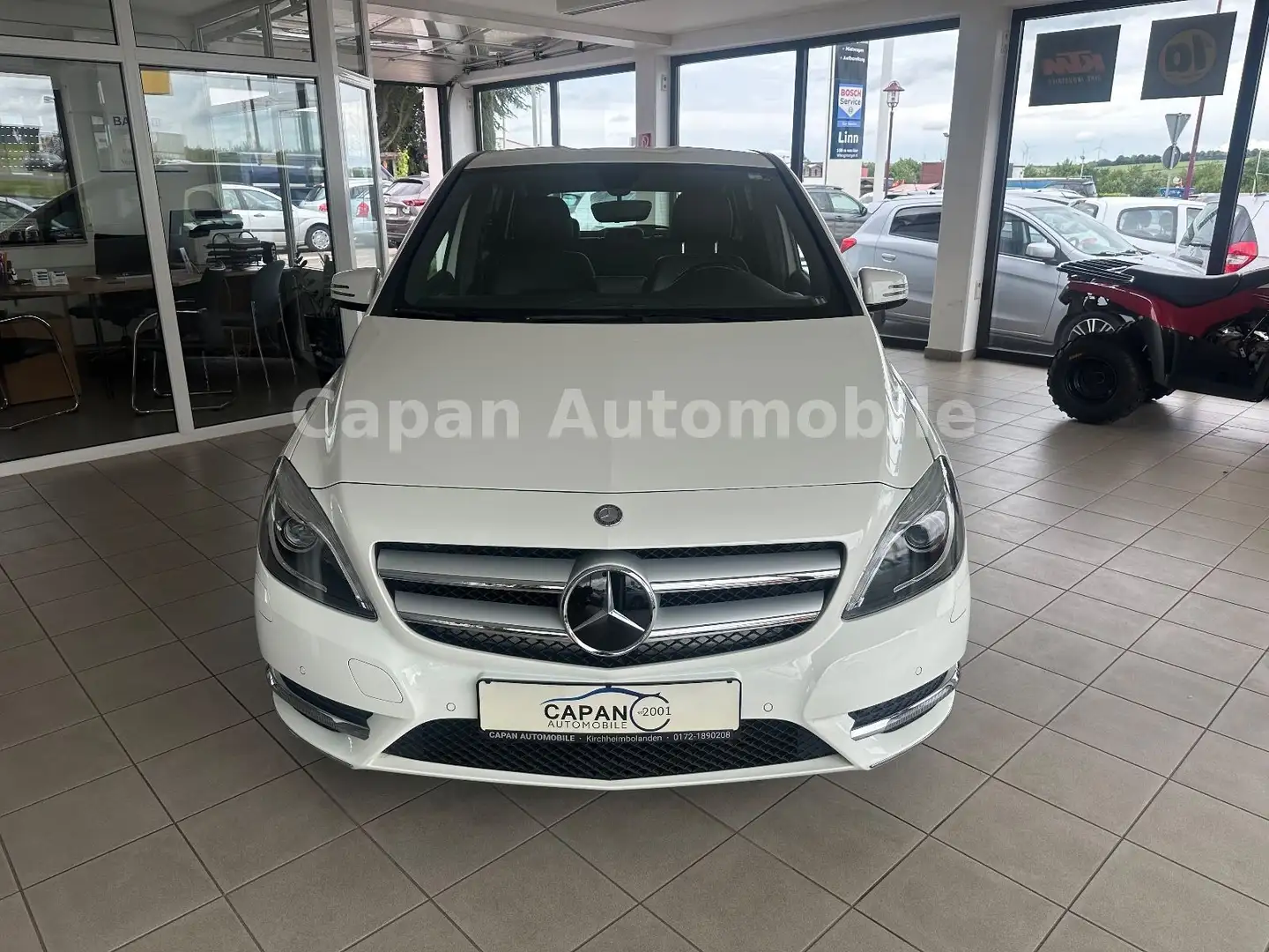 Mercedes-Benz B 180 B -Klasse B 180 Scheckheft/Navi/Xenon/EUR5 Weiß - 2