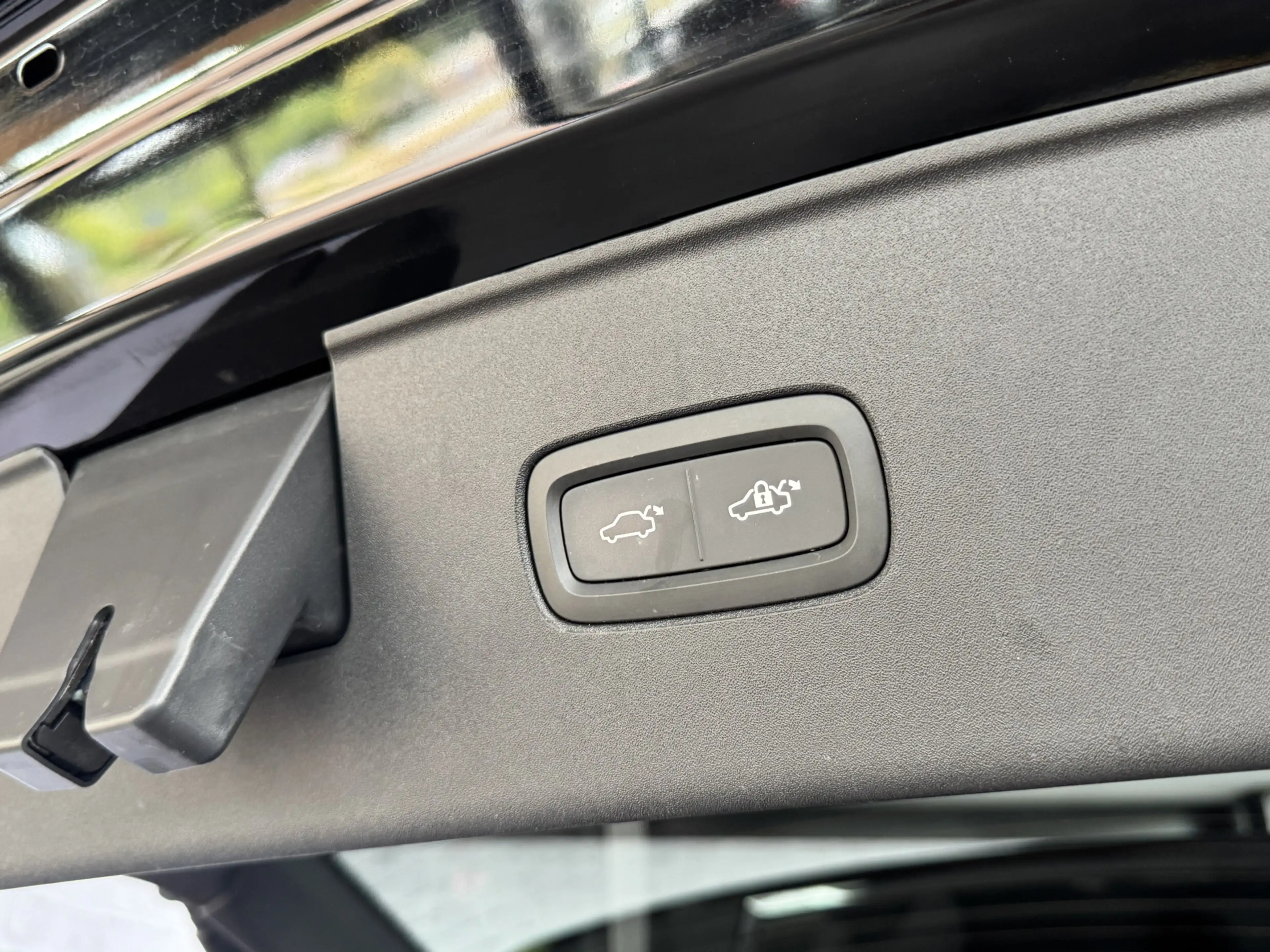 Volvo EX90 Single Motor Core 7p 104 kWh Pano ACC — photo 12