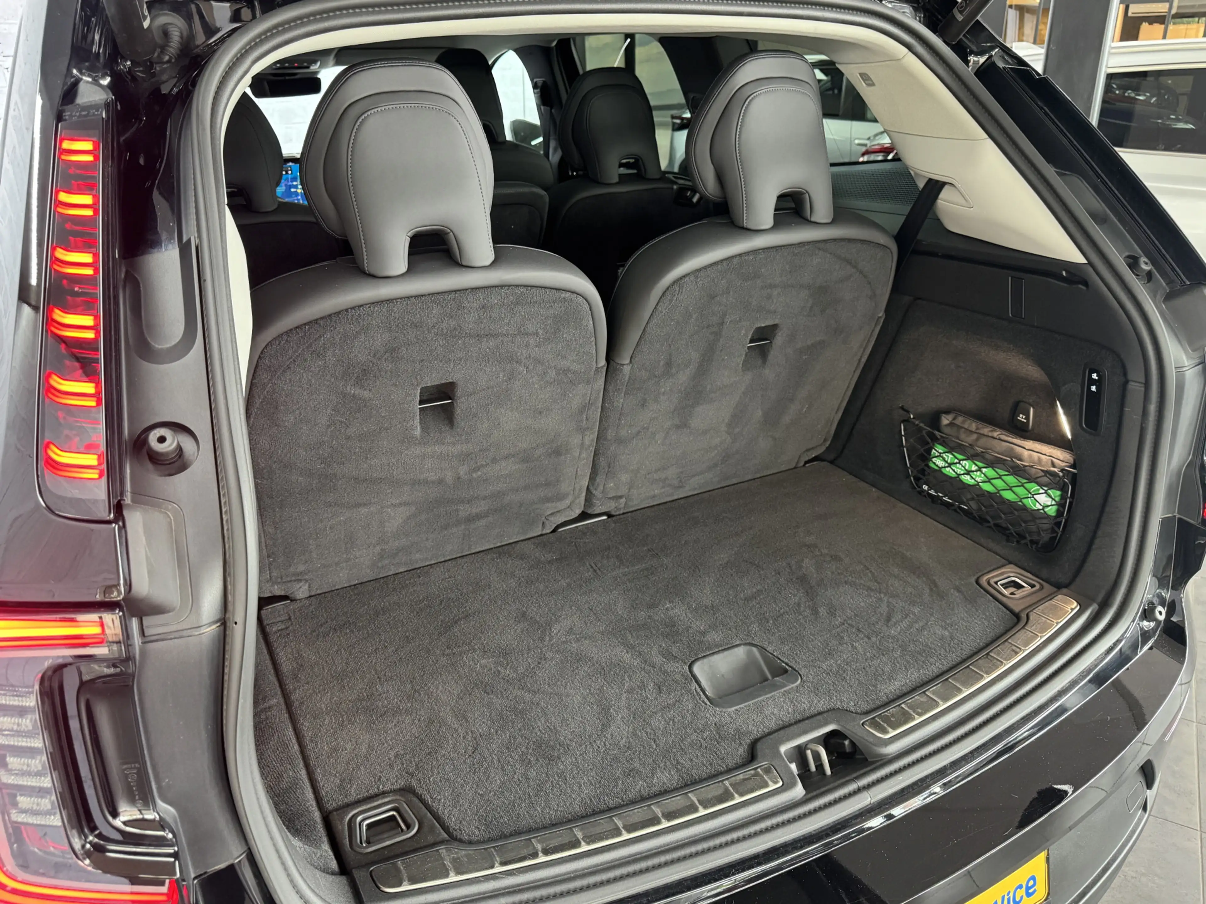 Volvo EX90 Single Motor Core 7p 104 kWh Pano ACC — photo 10