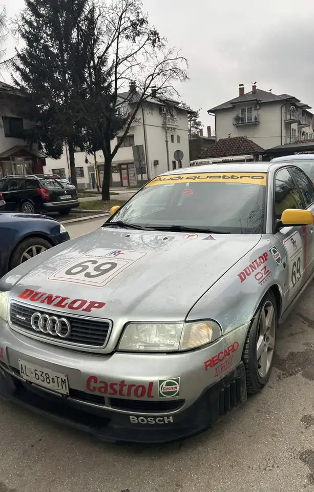 Audi A4 1.8 turbo quattro 150cv, foto 4