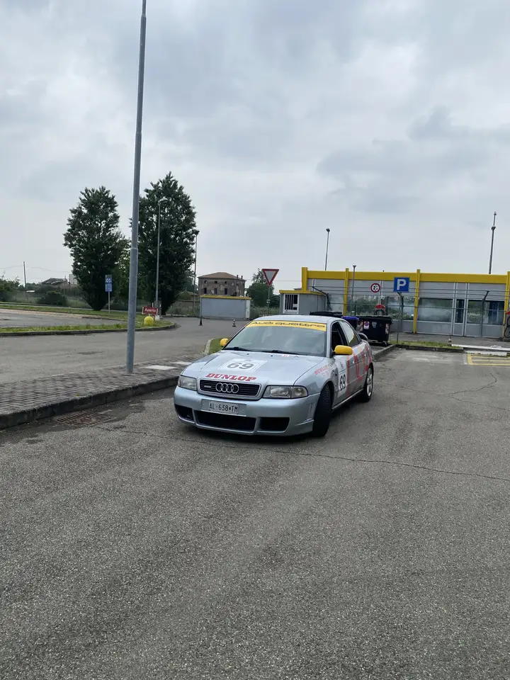 Audi A4 1.8 turbo quattro 150cv, foto 11