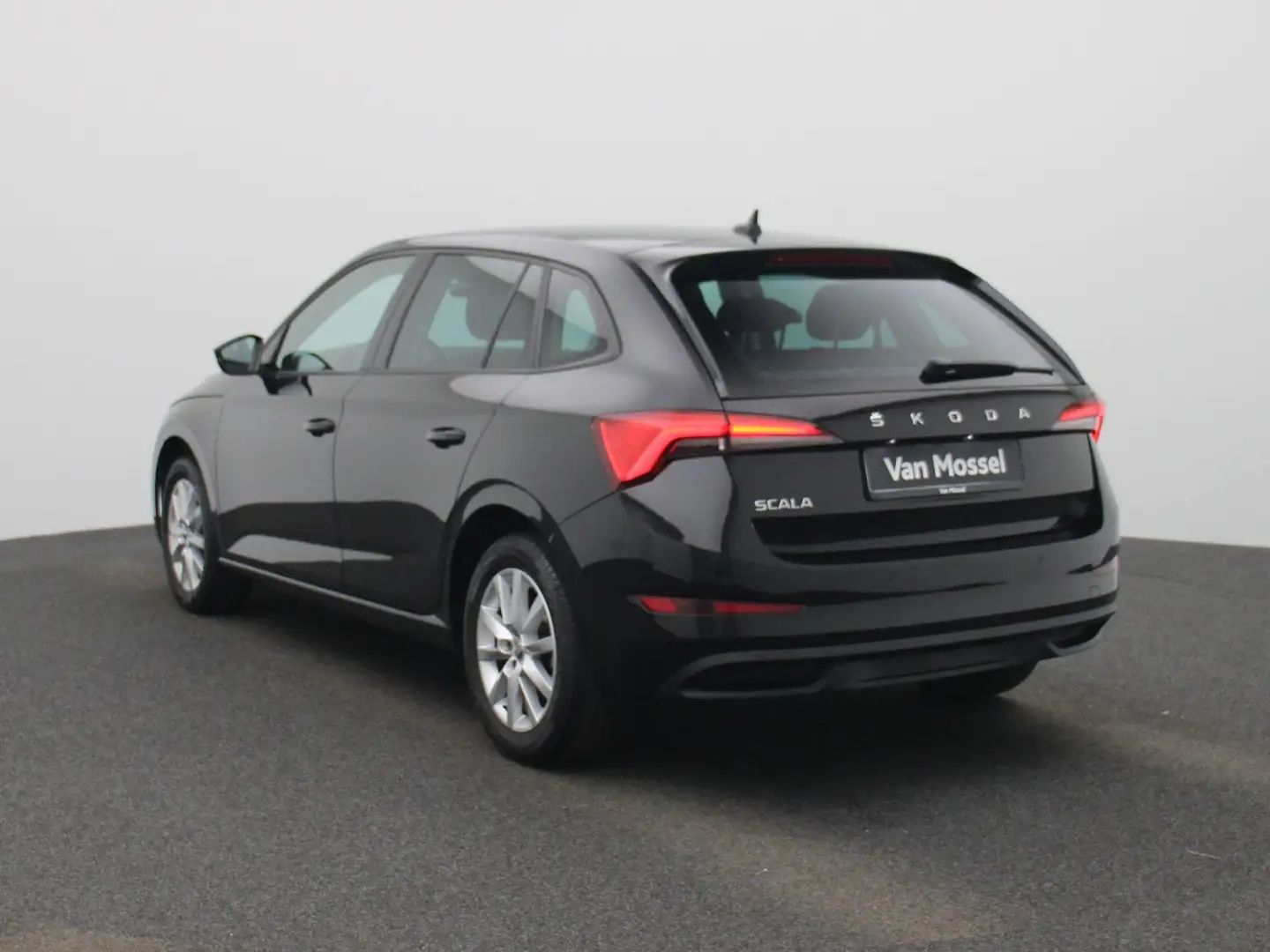 Skoda Scala 1.0 TSI 70kW Ambition Sensoren | zeterverw. Zwart - 2