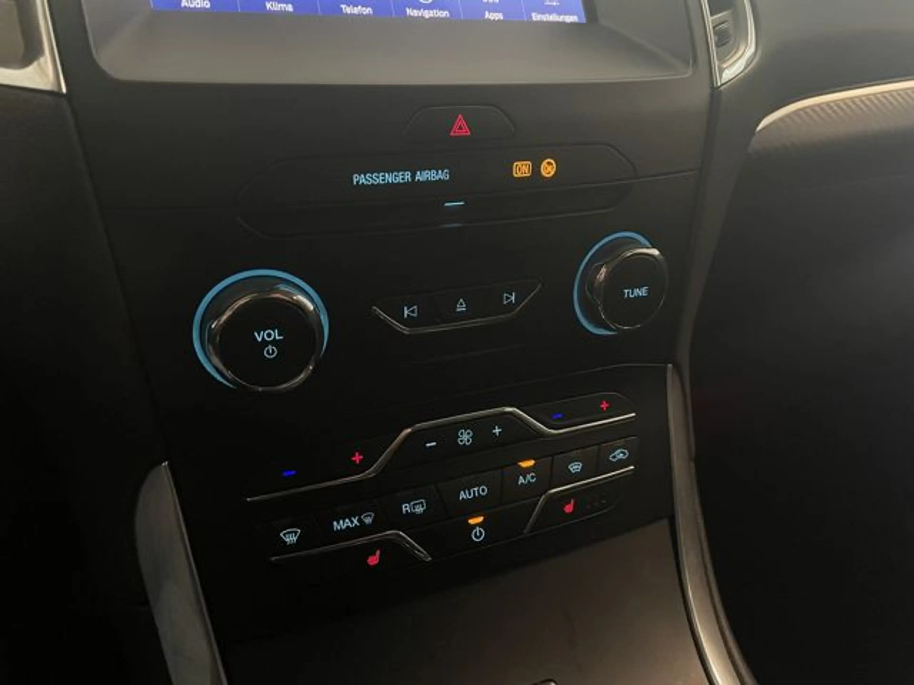 Ford S-Max Titanium 2.0 TDCI AHK+KAMERA+SPURHALTE+LED — photo 14