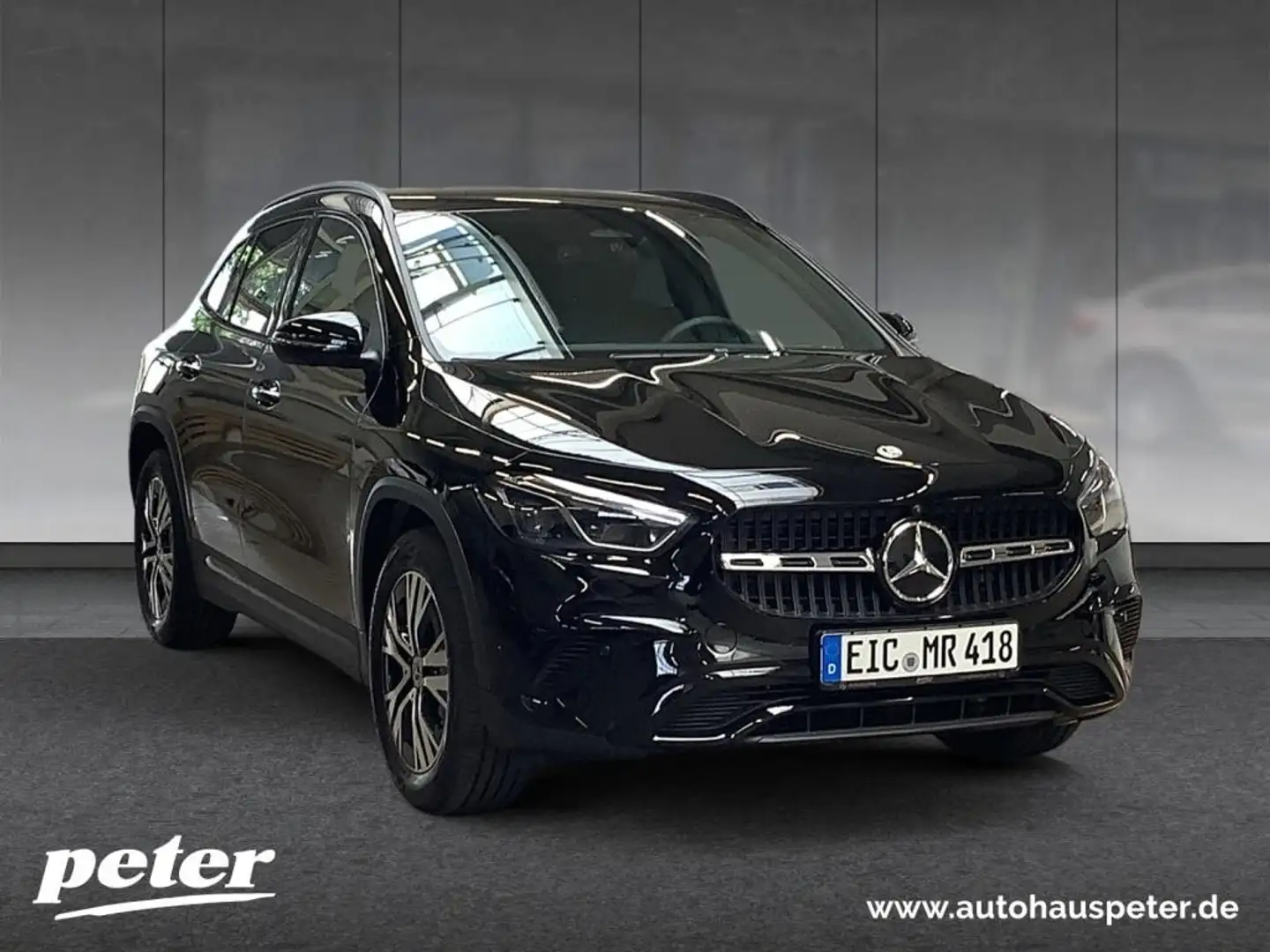 Mercedes-Benz GLA 200 PROGRESSIVE+NIGHT+18"+MULTIBEAM+KEYLESS Schwarz - 1