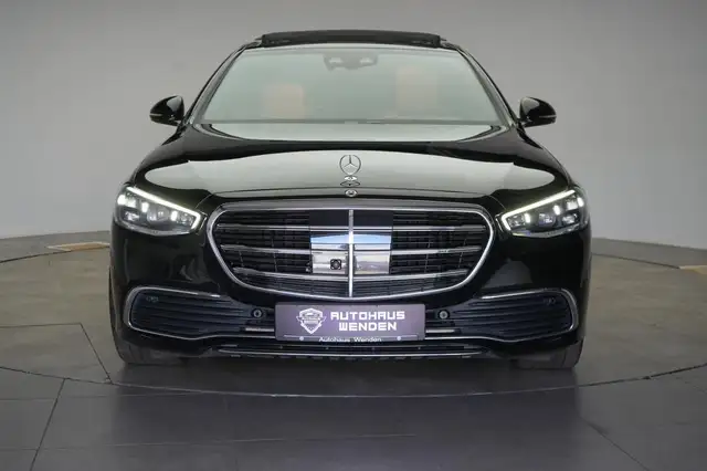 Mercedes-Benz S-Class view 2