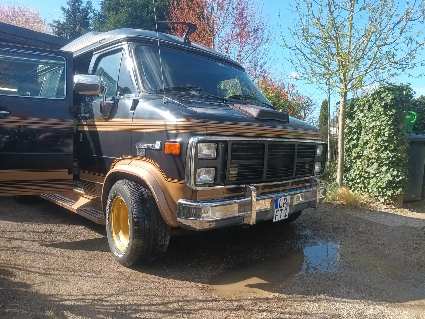Chevrolet G G20 Noir - 1