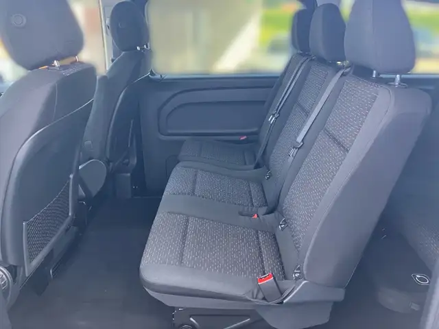 Mercedes-Benz eVito e 129 Tourer PRO Lang Navi Distr MBUX LED Ansicht 12