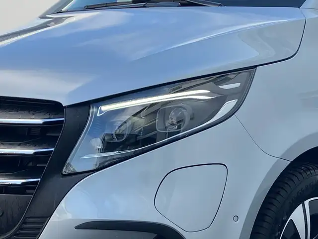 Mercedes-Benz eVito e 129 Tourer PRO Lang Navi Distr MBUX LED Ansicht 6