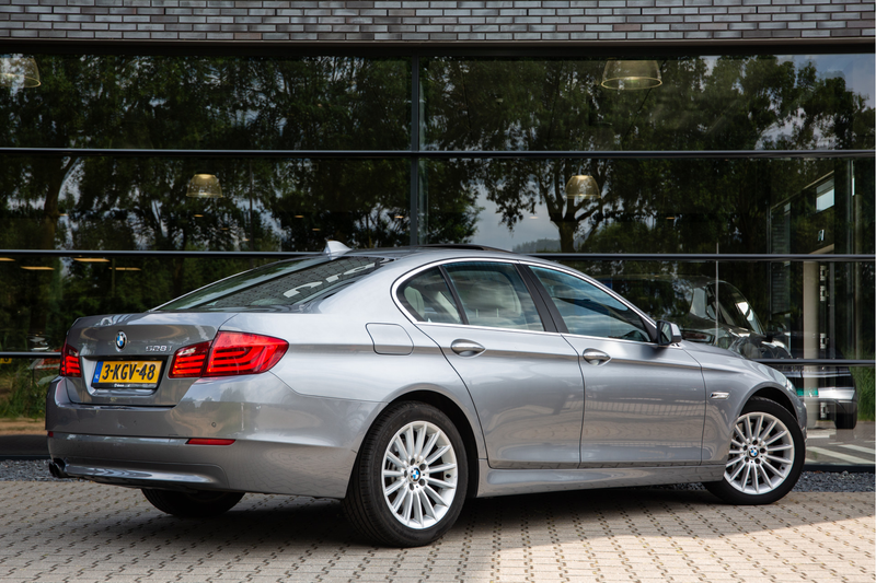 BMW 528 5-serie 528i High Executive , Pano, Adap. Cruise, — photo 2