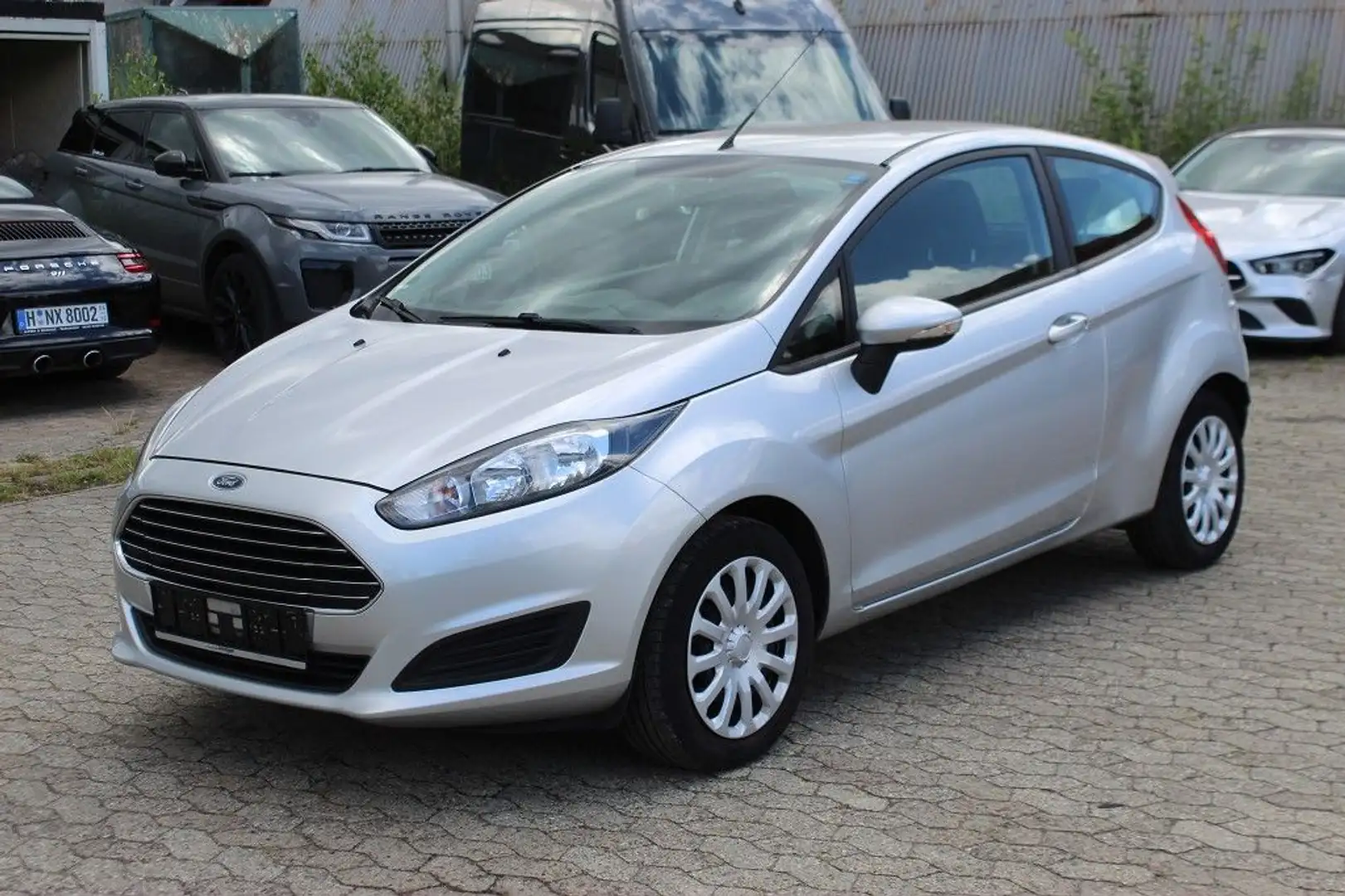 Ford Fiesta 1.0 EcoBoost Automatik Klima Silber - 2