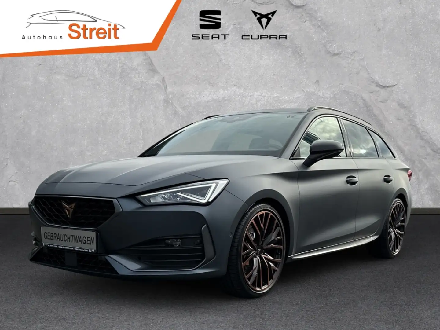 CUPRA Leon SPORTSTOURER VZ CUP 4Drive 2.0 TSI 7-Gang DSG AD A Grau - 1