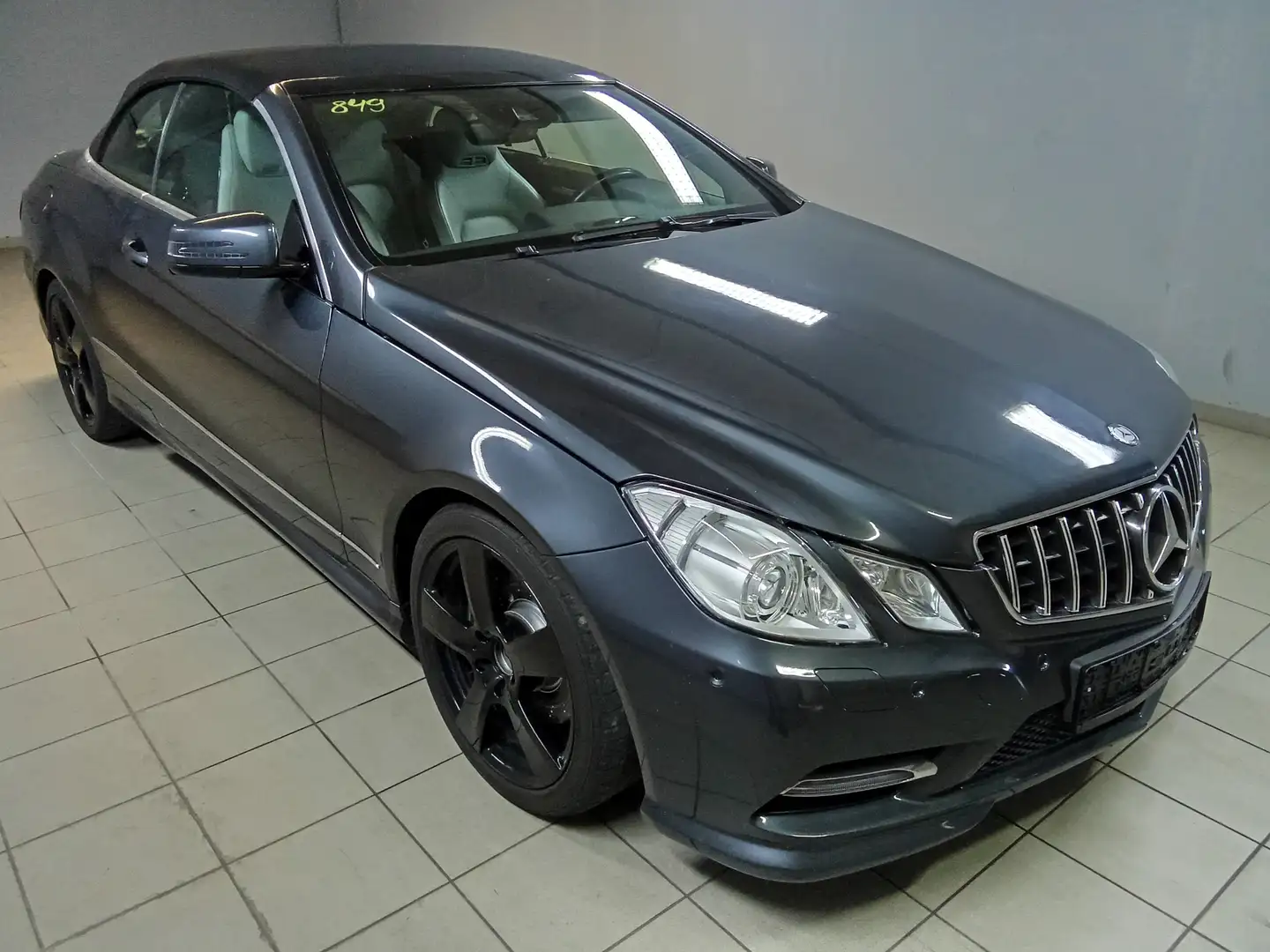 Mercedes-Benz E 350 E 350 CDI Coupe/Cabrio Grau - 2