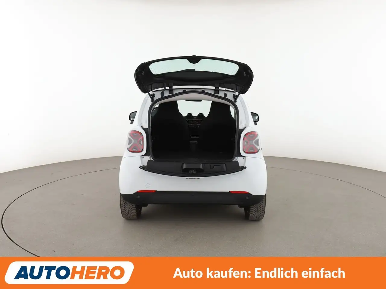 smart forTwo 2023 — фото 16