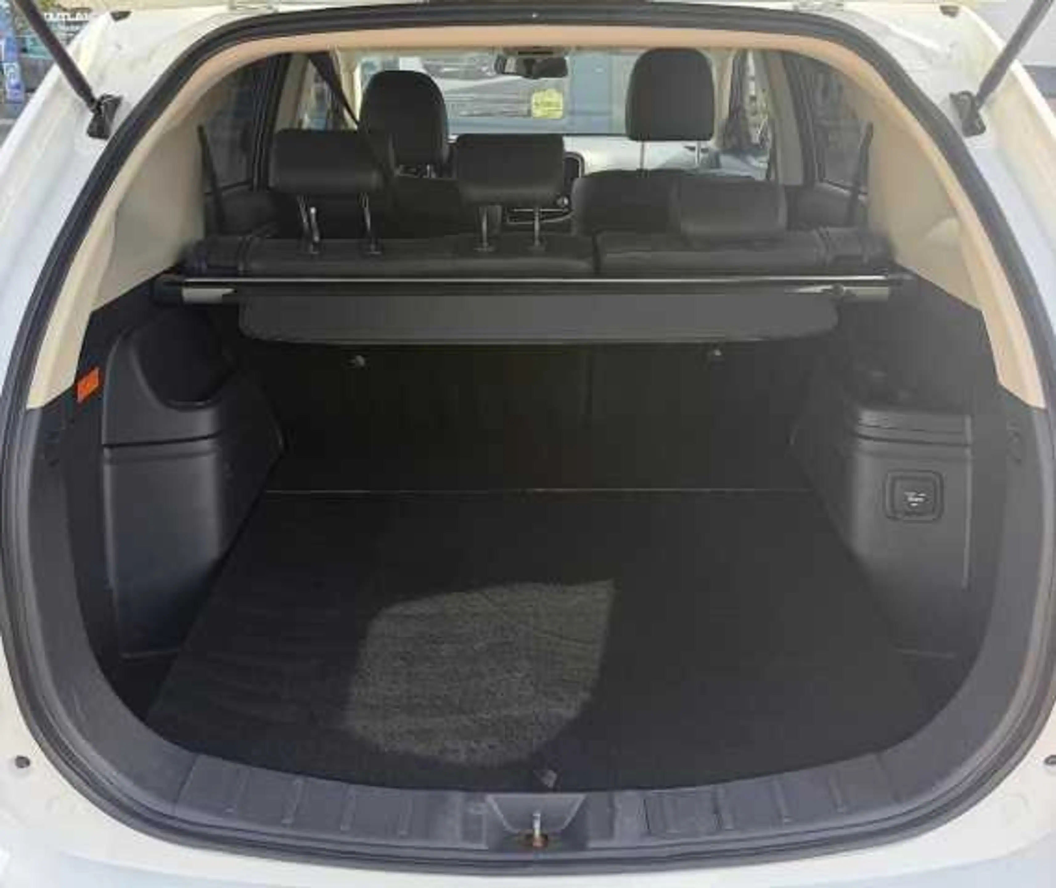 Mitsubishi Outlander PHEV BASIS Spirit-Paket 2.4 4WD — photo 12