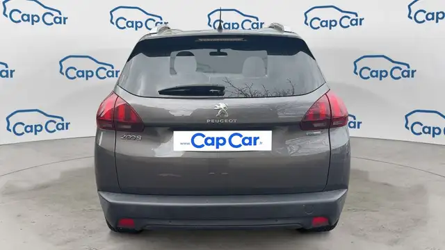Peugeot 2008 view 3