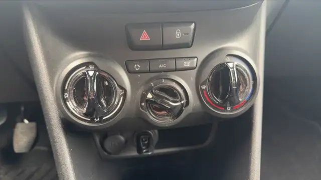 Peugeot 2008 view 29