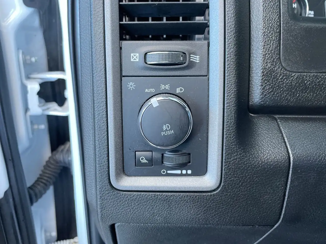 RAM 1500 photo RAM 1500