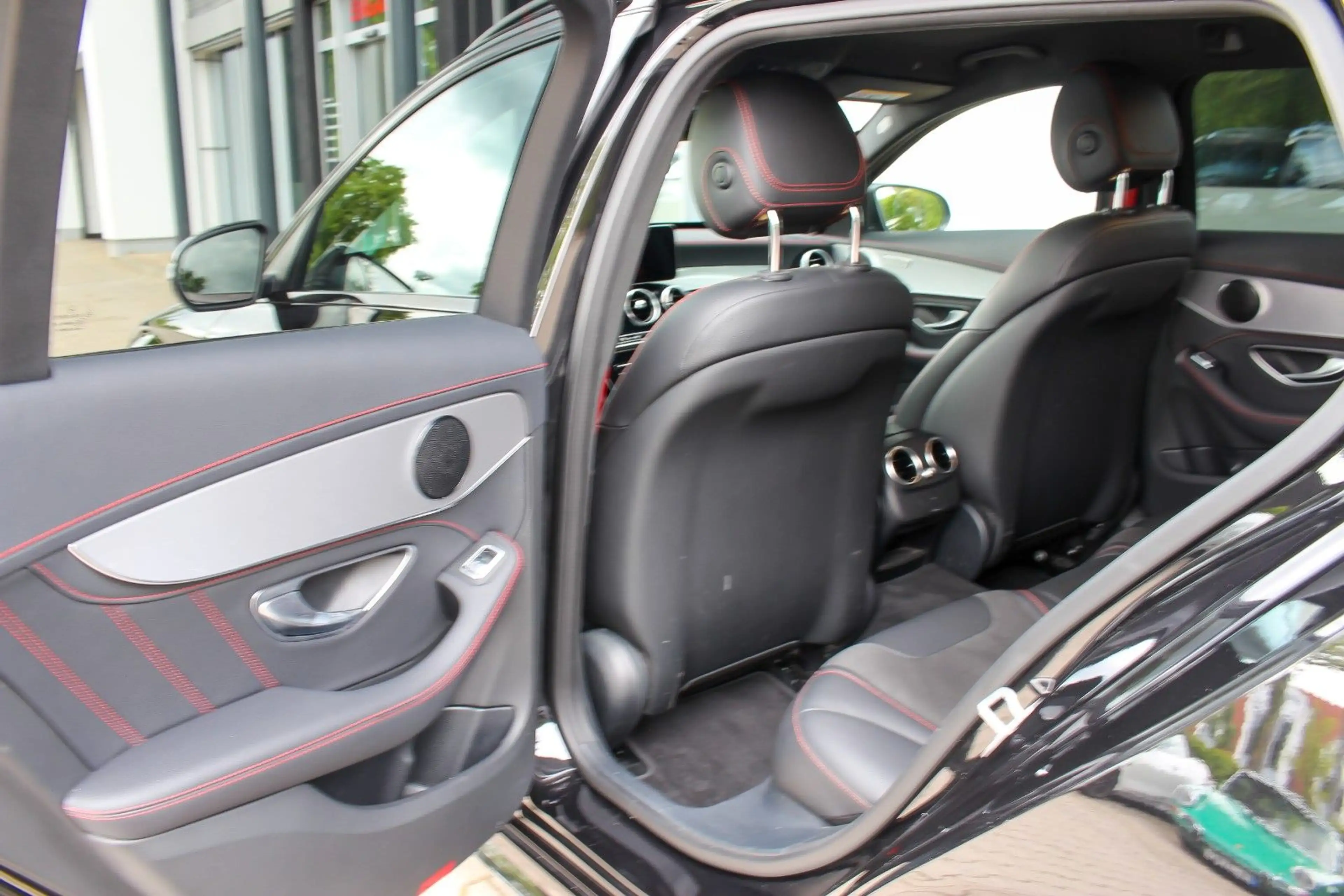 Mercedes-Benz C 43 AMG / STYLE+NIGHT-PAKET / PERF. ABGASANLAGE — photo 13