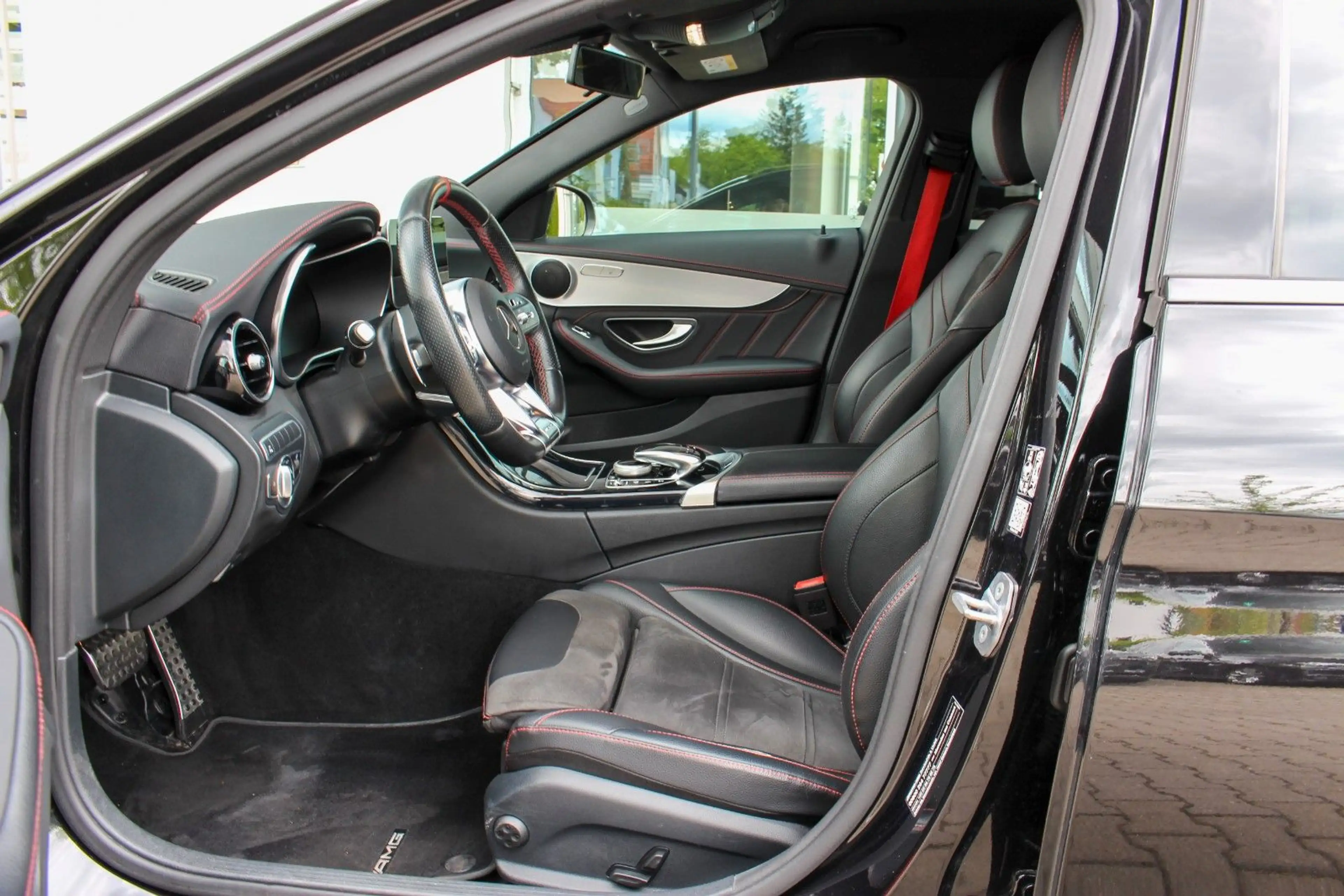 Mercedes-Benz C 43 AMG / STYLE+NIGHT-PAKET / PERF. ABGASANLAGE — photo 10