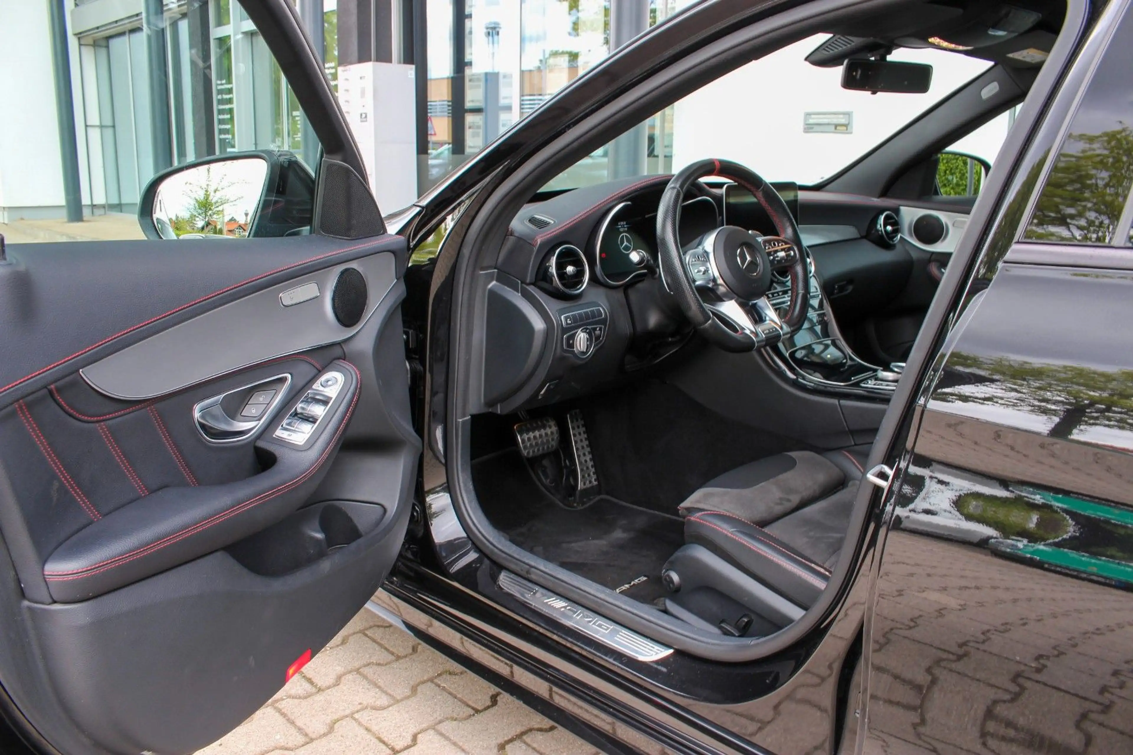Mercedes-Benz C 43 AMG / STYLE+NIGHT-PAKET / PERF. ABGASANLAGE — photo 9