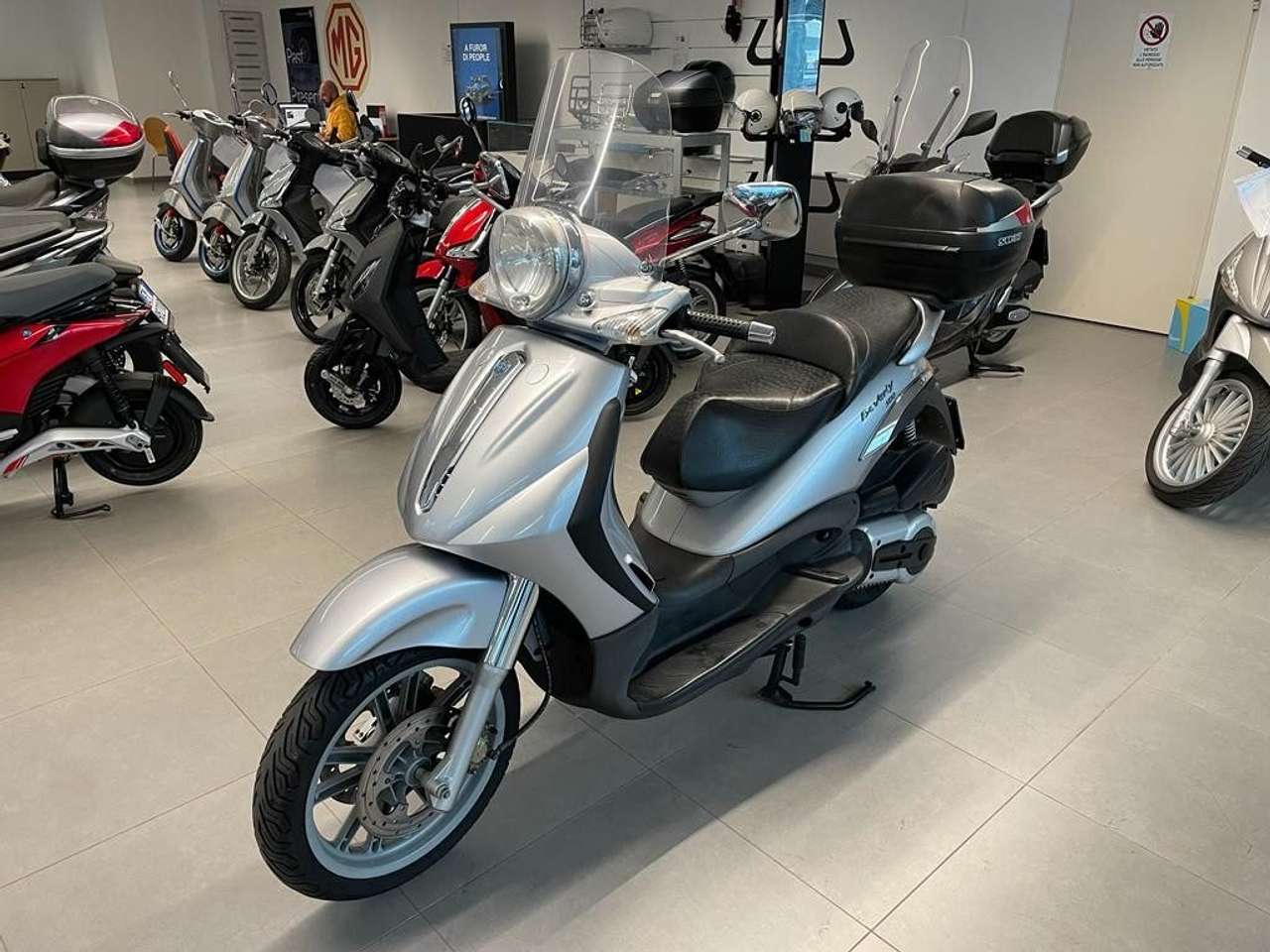 Piaggio Beverly 500 40CV, 12 MESI DI GARANZIA