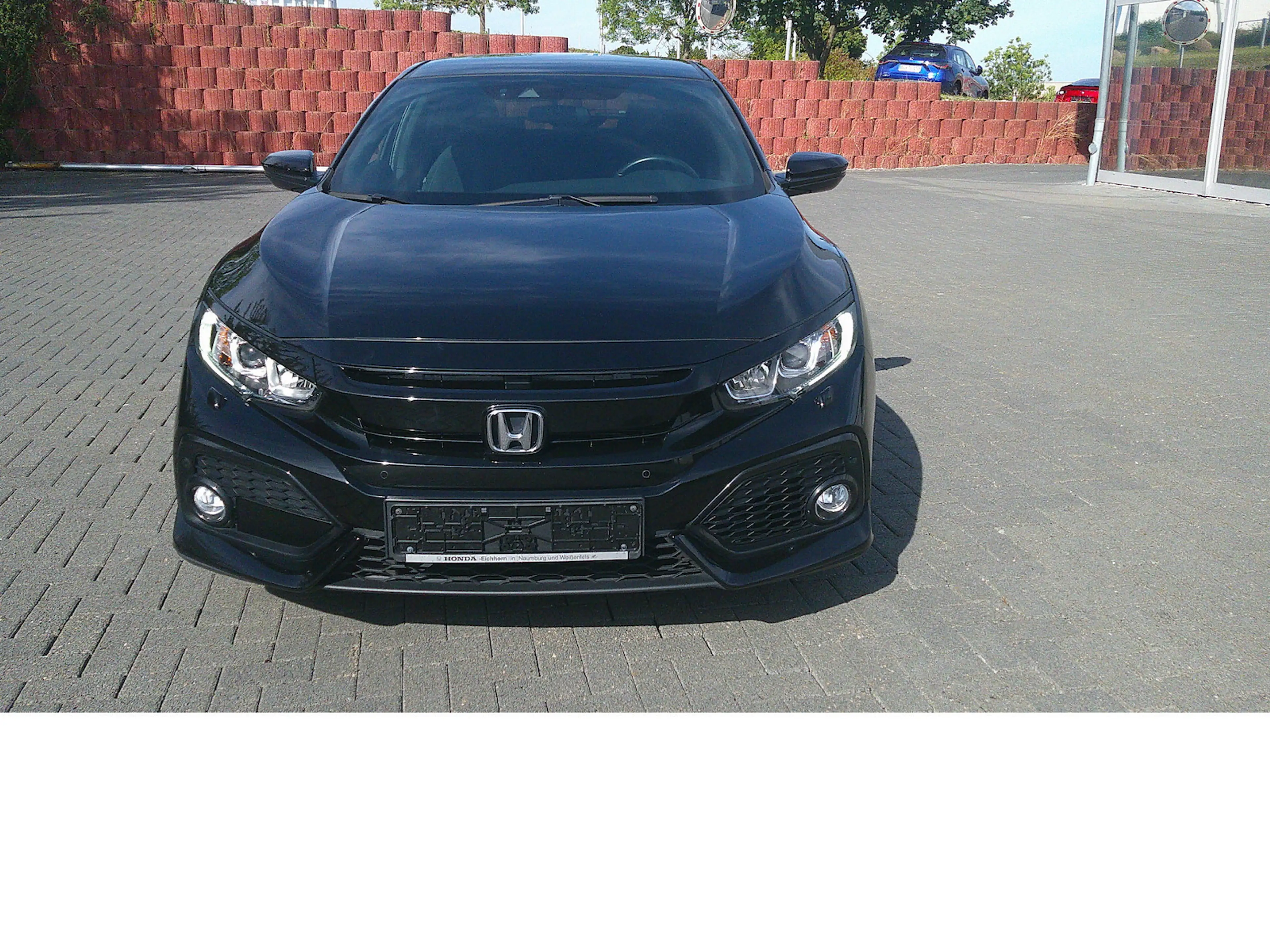Honda Civic 1,6 i-DTEC Elegance Automatic — photo 2